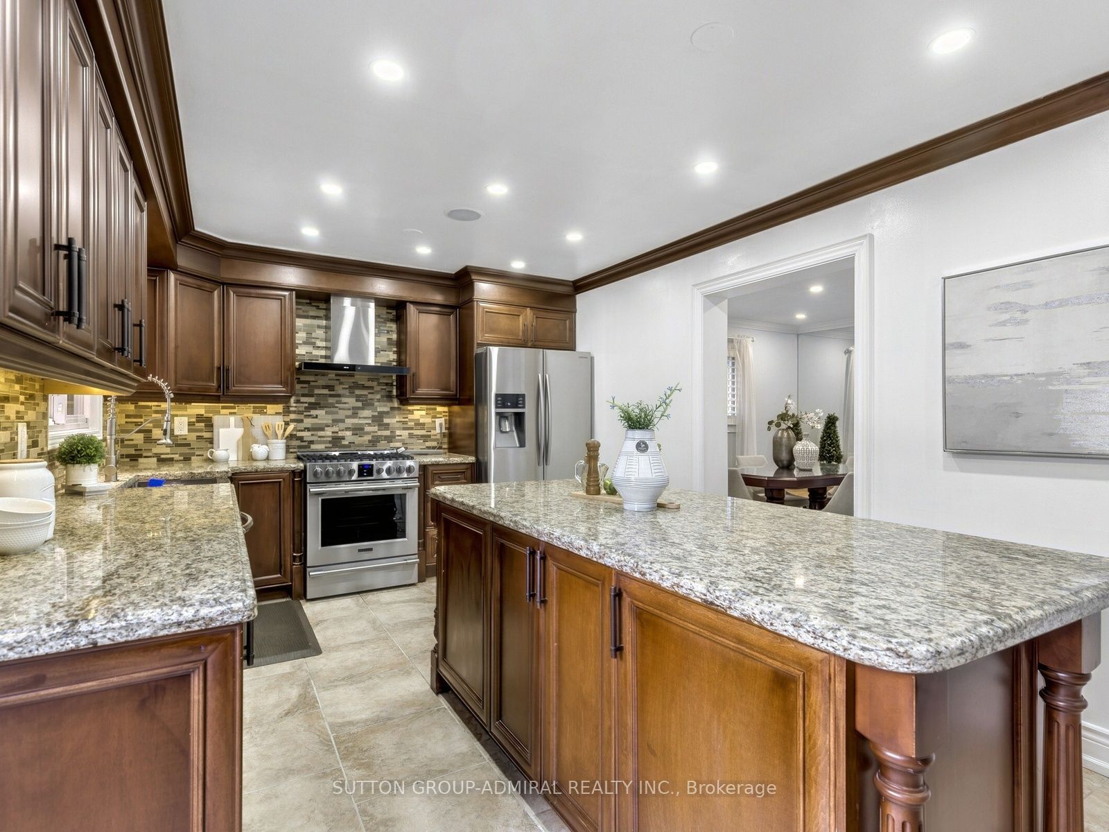 238 Glen Shields Avenue Property Photo 15