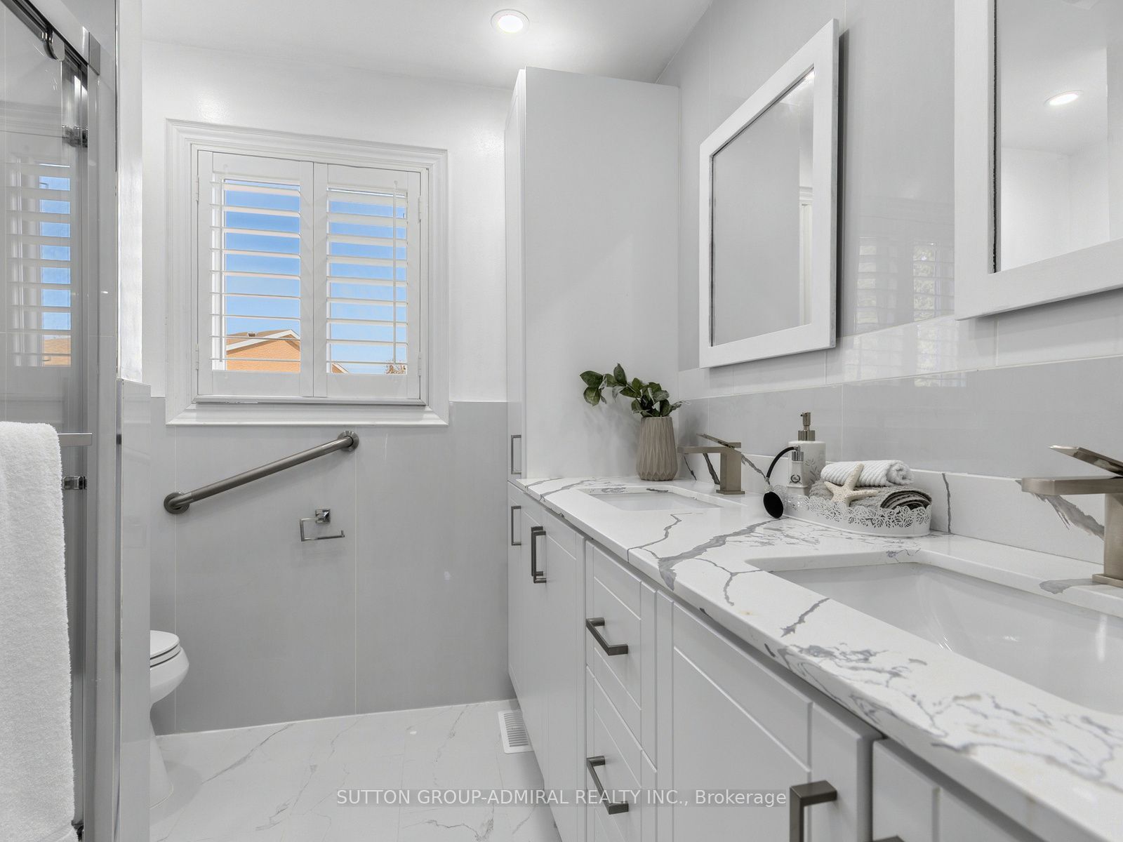 238 Glen Shields Avenue Property Photo 23