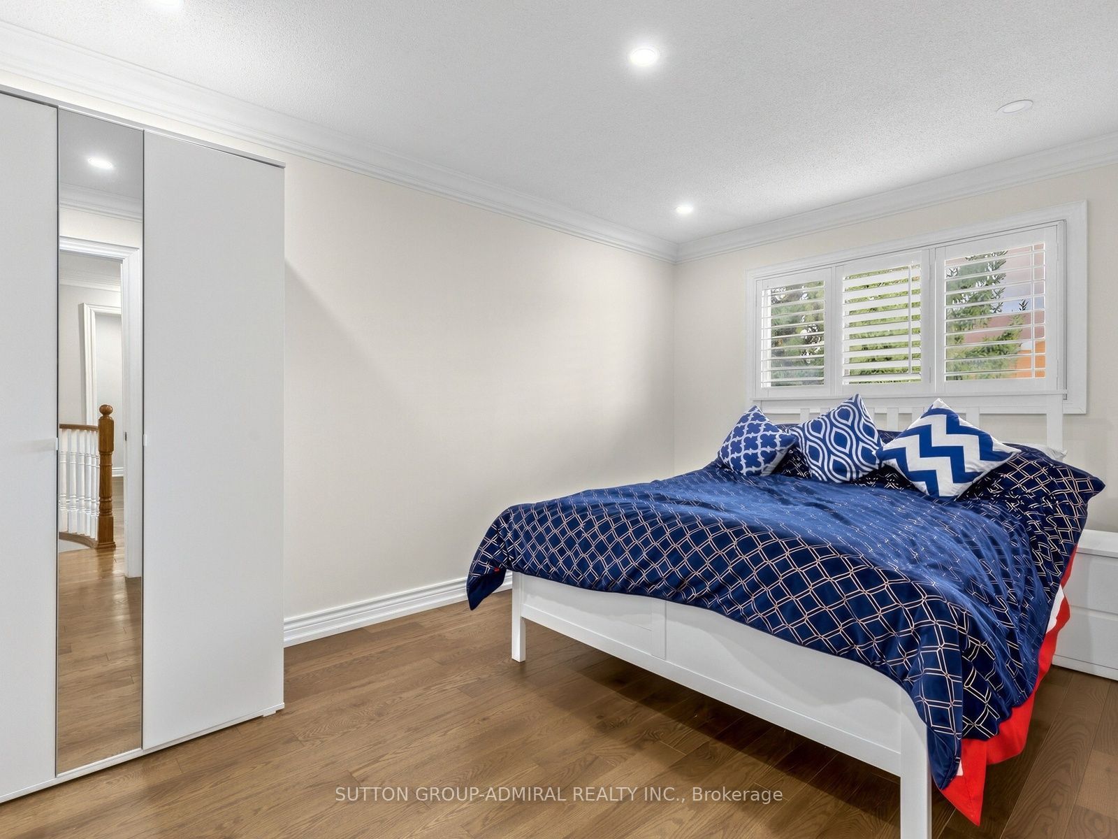 238 Glen Shields Avenue Property Photo 25