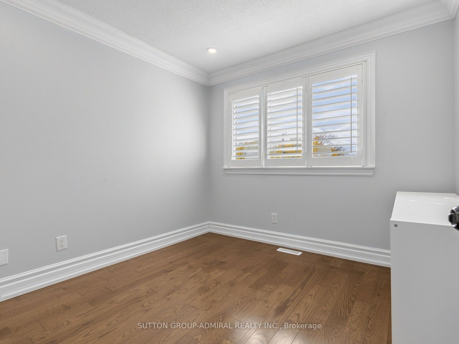 238 Glen Shields Avenue Property Photo 29