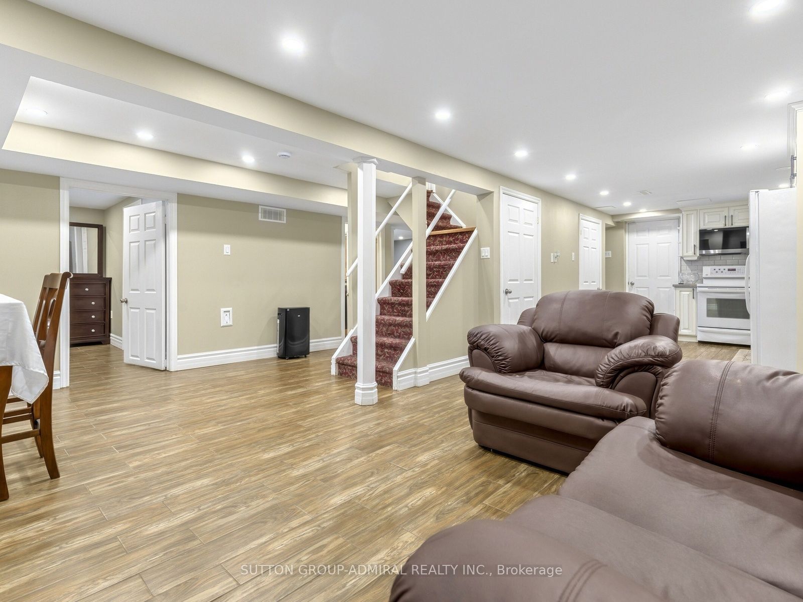 238 Glen Shields Avenue Property Photo 32