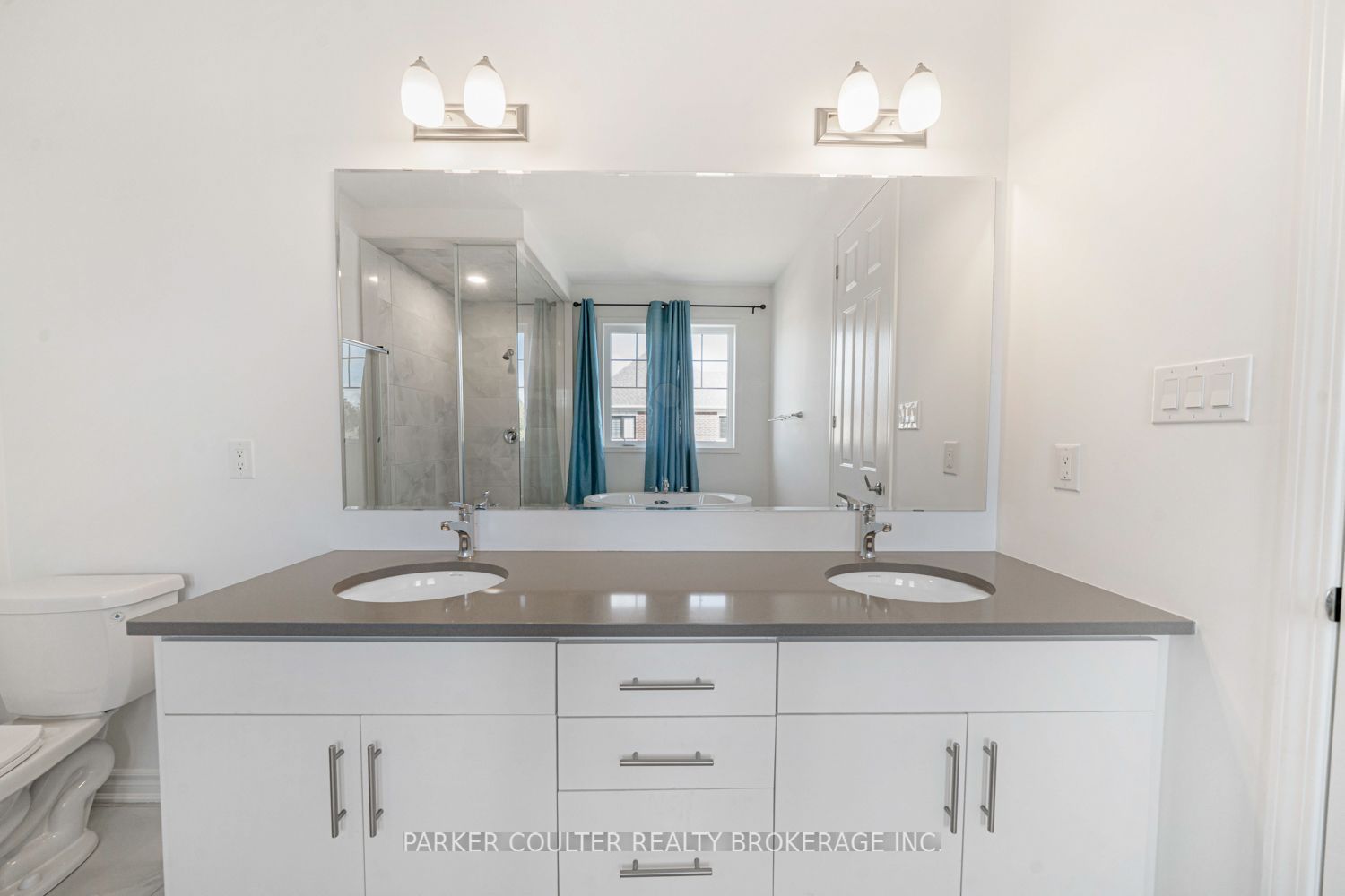 728 Mika Street Property Photo 35