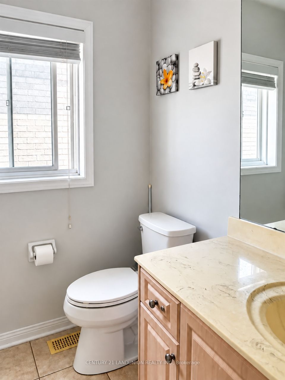 52 Kentley Street Property Photo 29