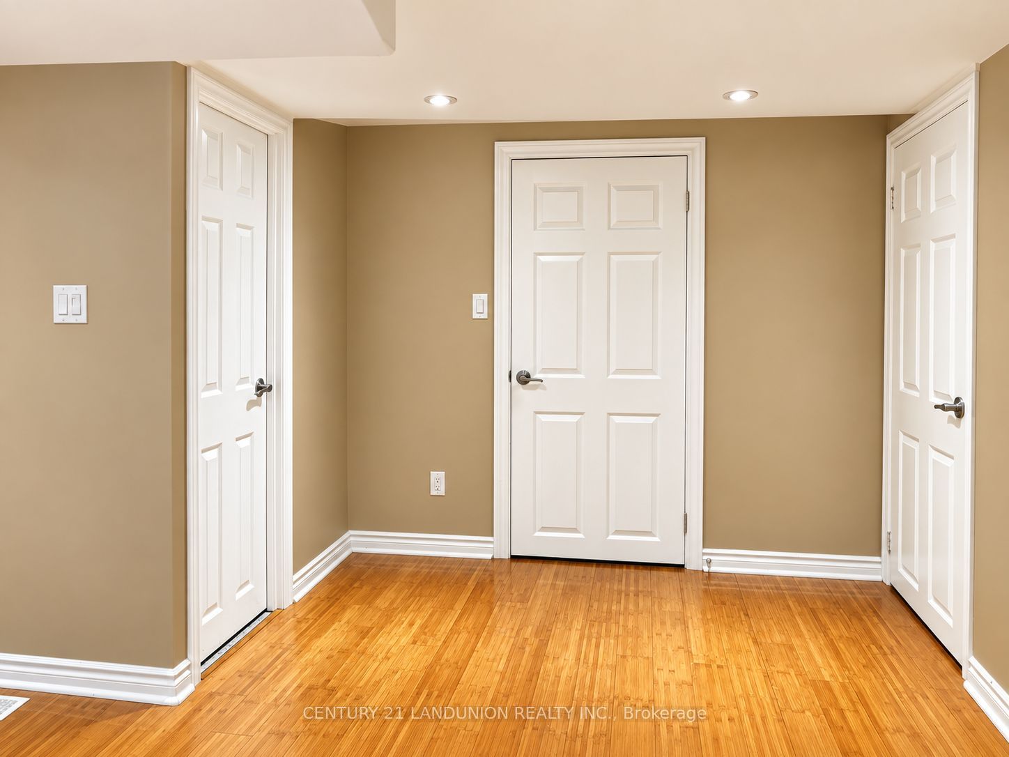 52 Kentley Street Property Photo 35