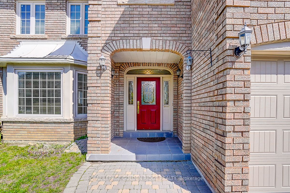 725 Exceller Circle Property Photo 3