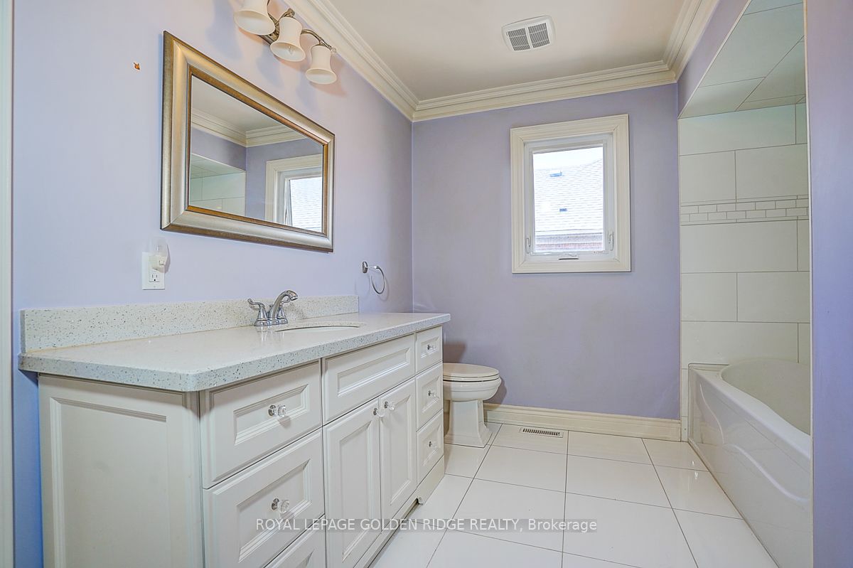 725 Exceller Circle Property Photo 29