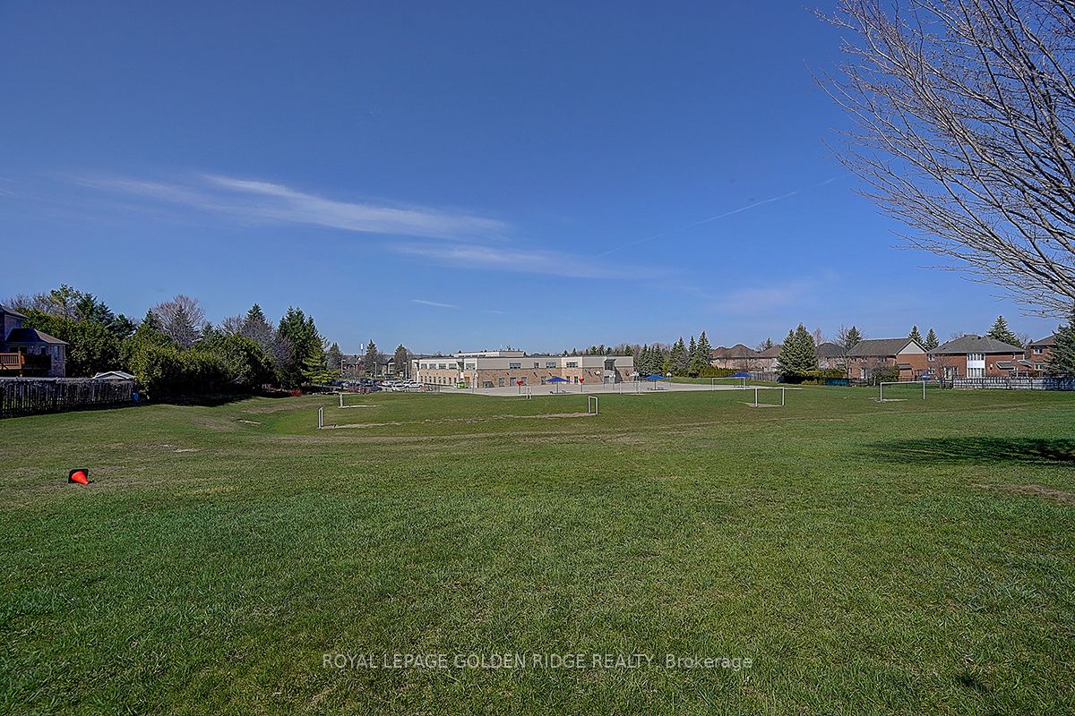 725 Exceller Circle Property Photo 47