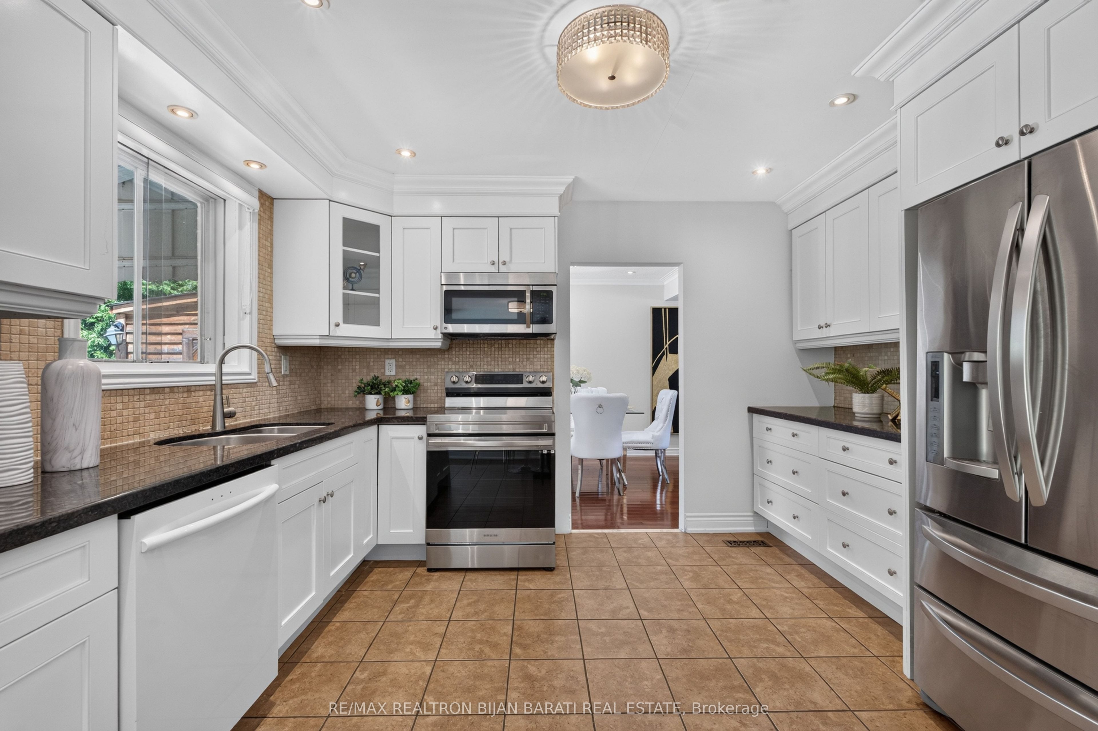 215 Grandview Avenue Property Photo 13