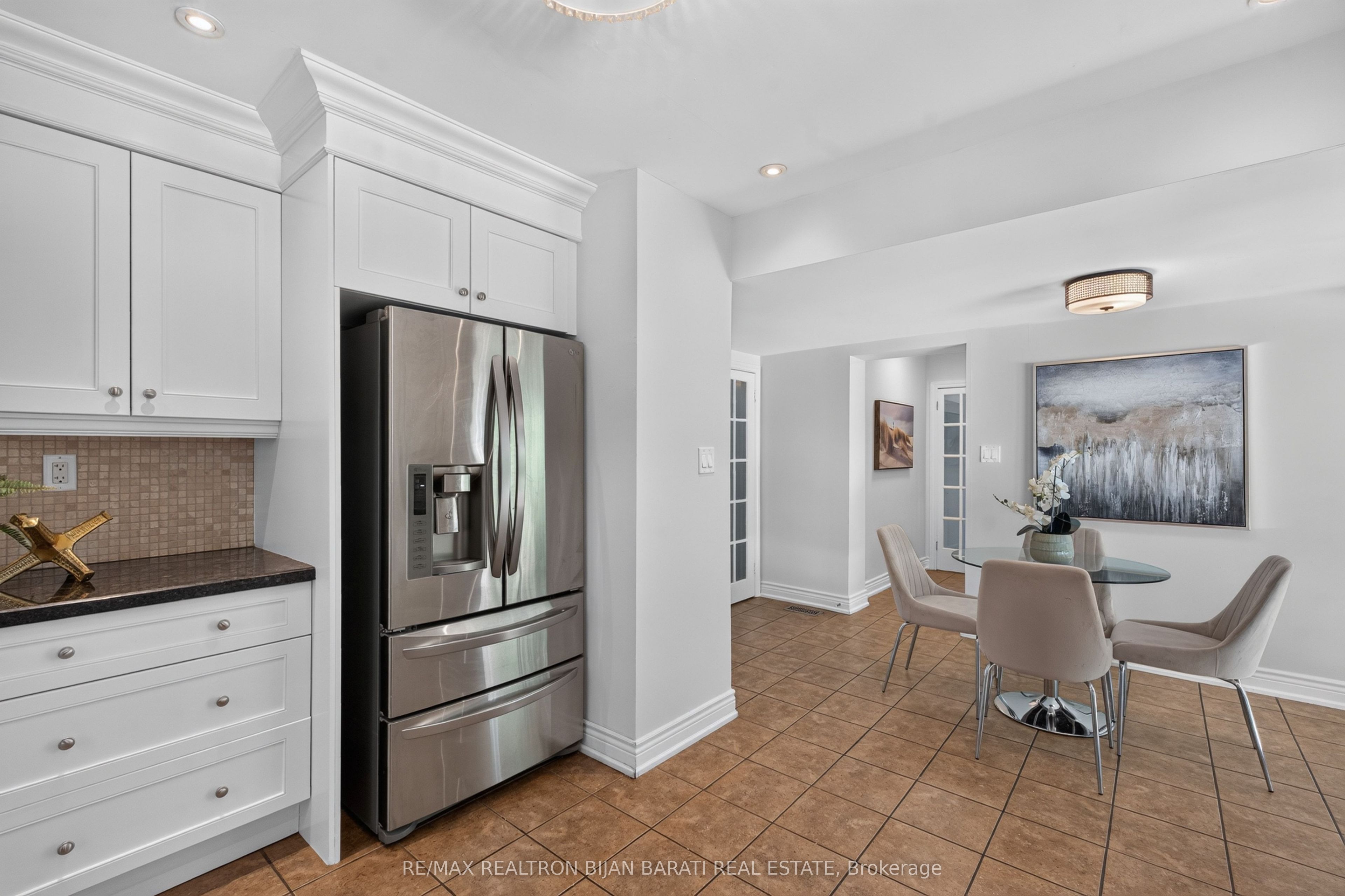 215 Grandview Avenue Property Photo 14