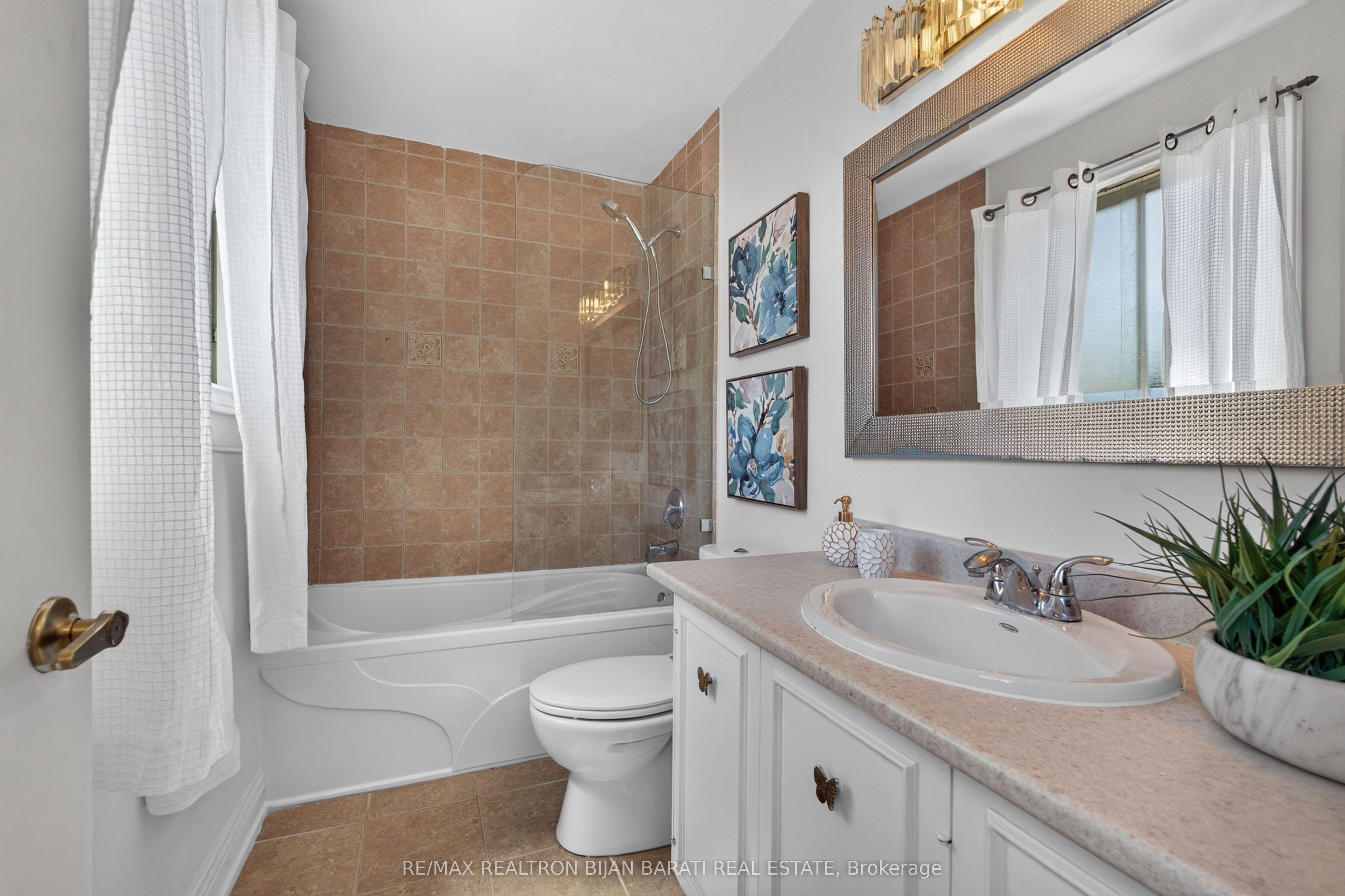 215 Grandview Avenue Property Photo 31