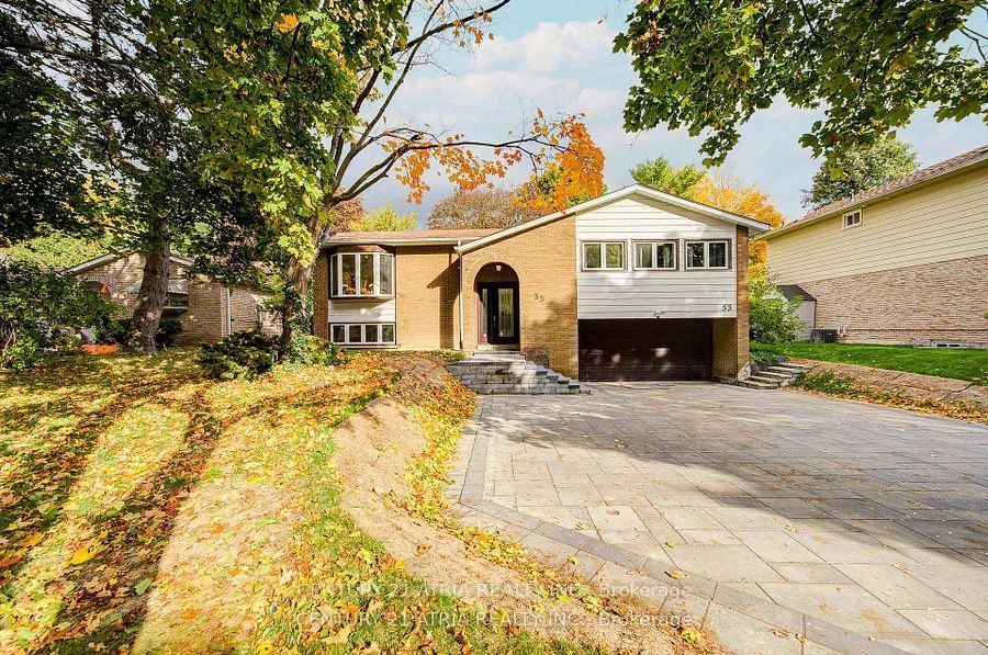 33 Sir Brandiles Place Property Photo 1