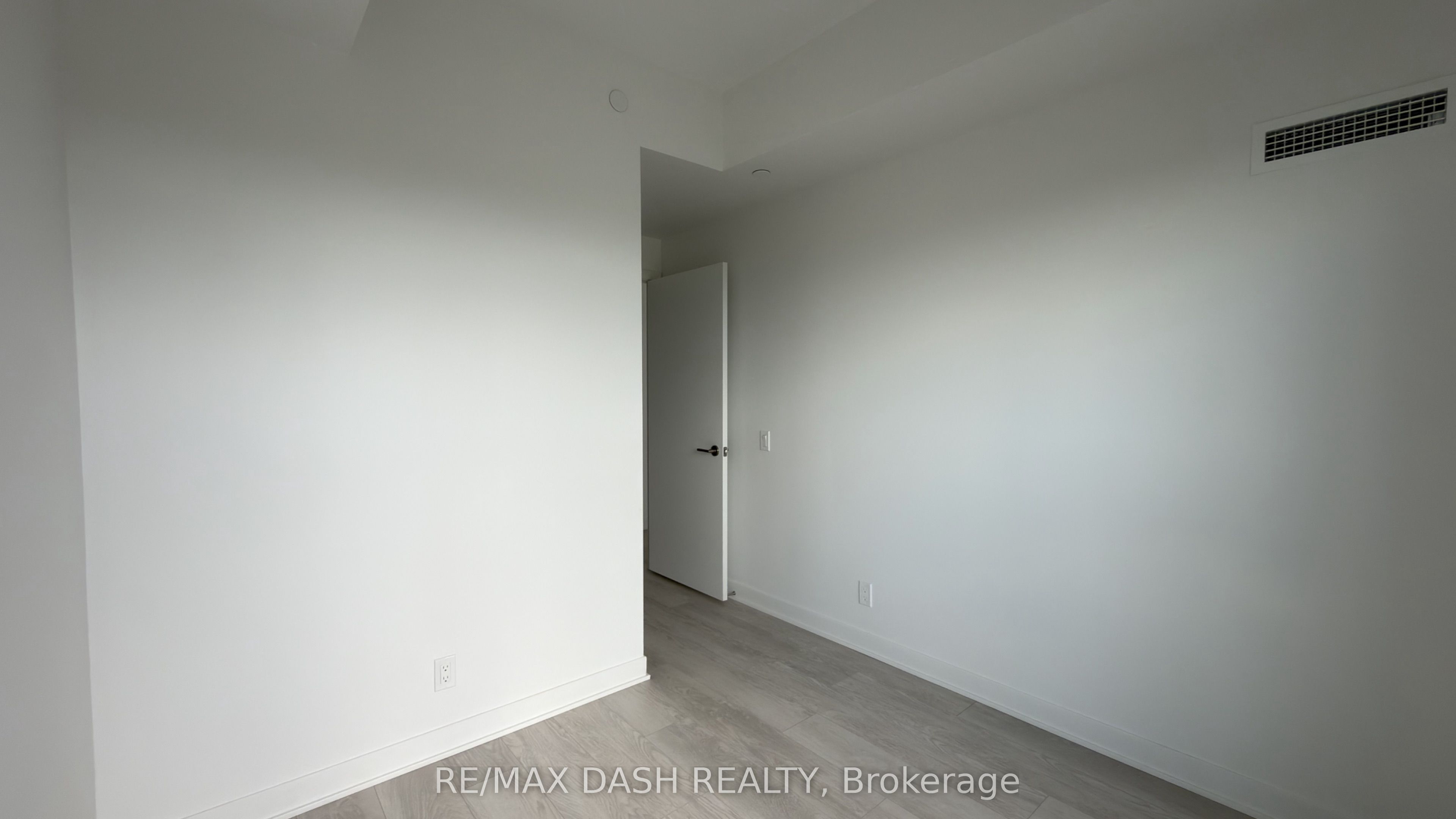 6 Flavelle Trail 1618 Property Photo 13