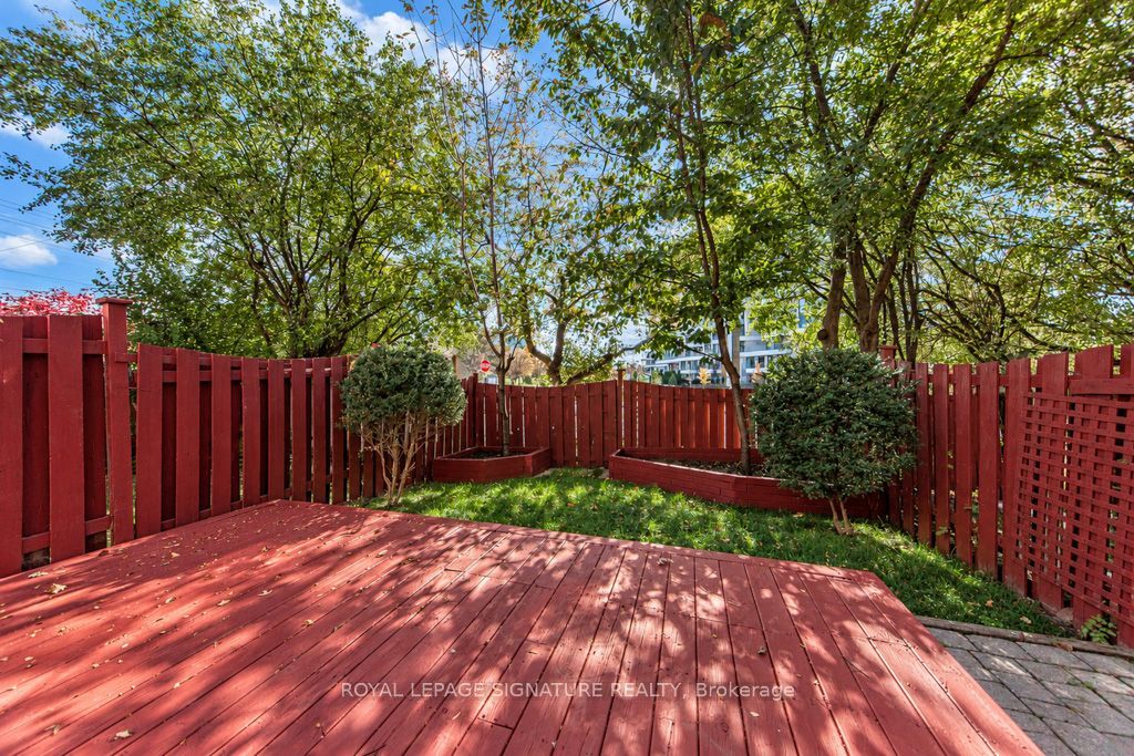 45 Augusta Court Property Photo 33
