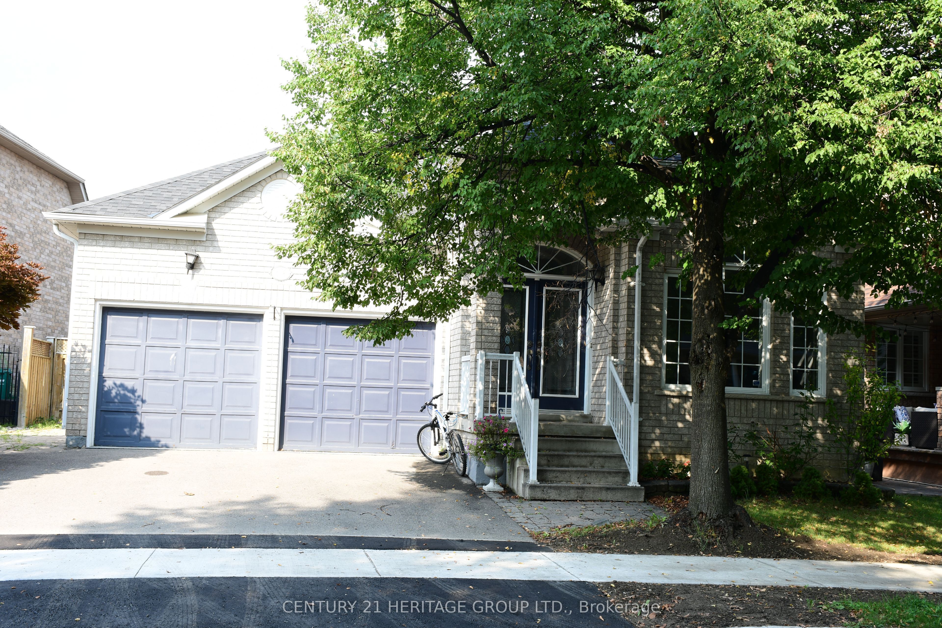 116 Marbella Road Lower Property Photo 1