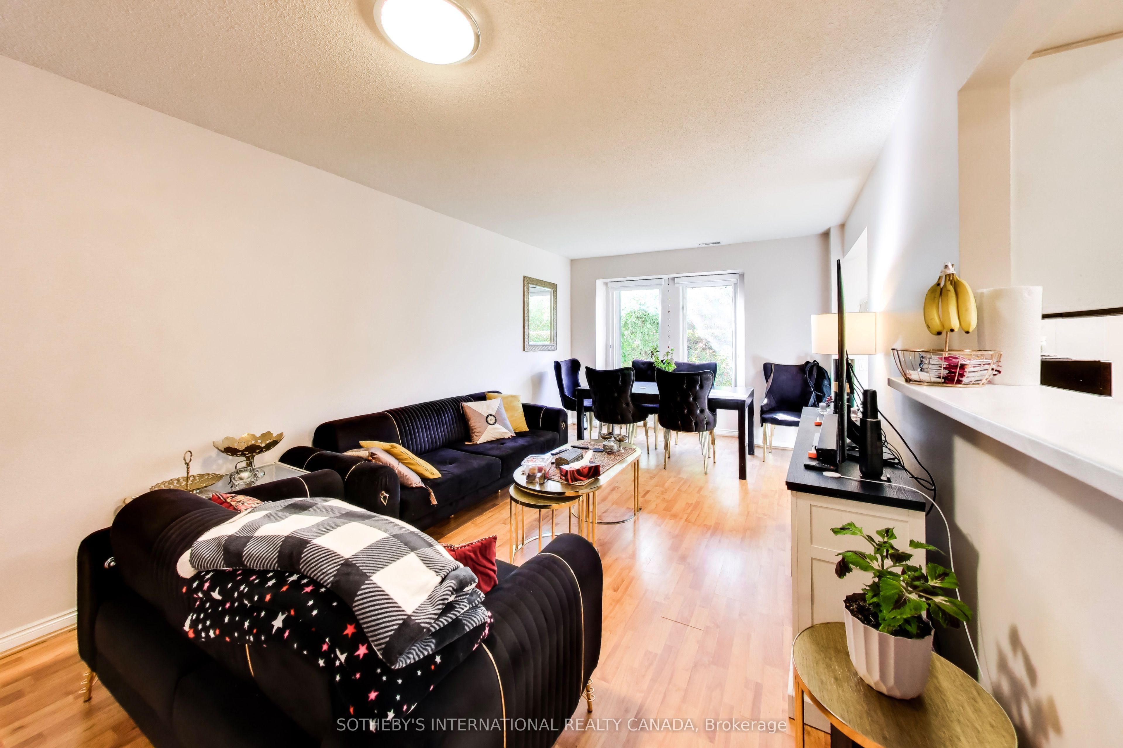 900 Steeles Avenue W 714 Property Photo 5