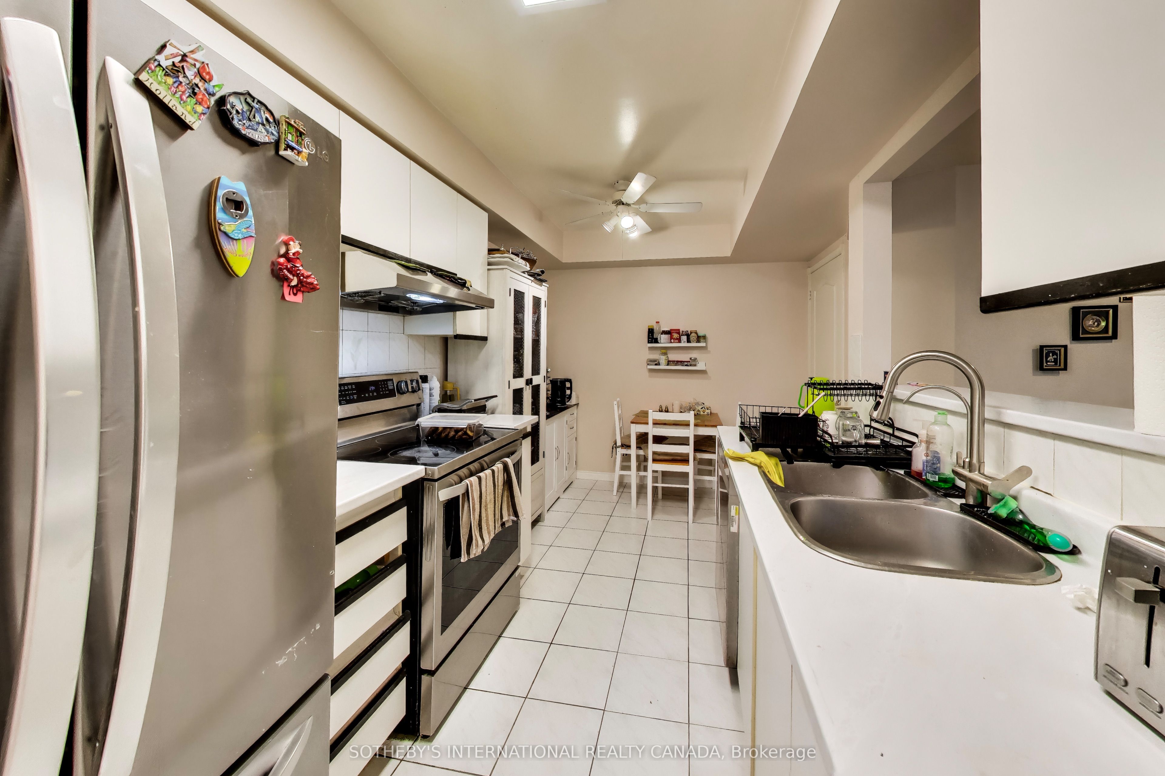 900 Steeles Avenue W 714 Property Photo 8