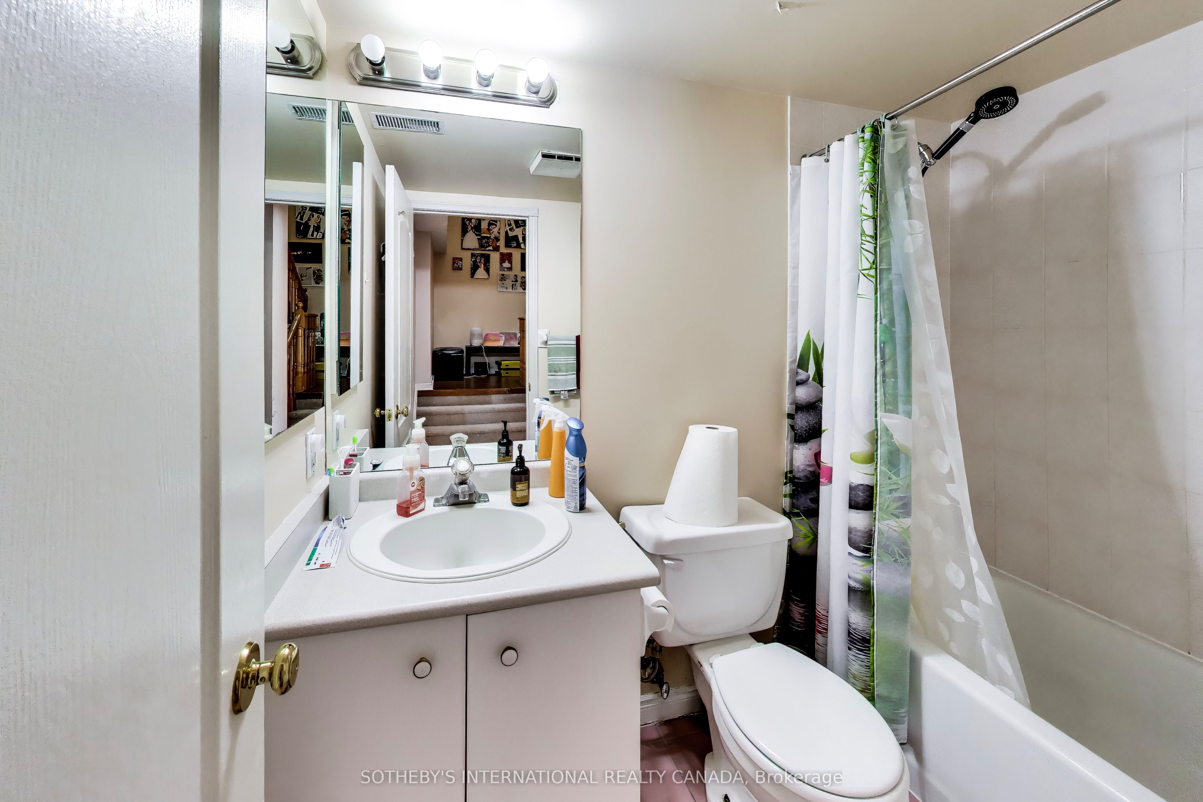 900 Steeles Avenue W 714 Property Photo 14