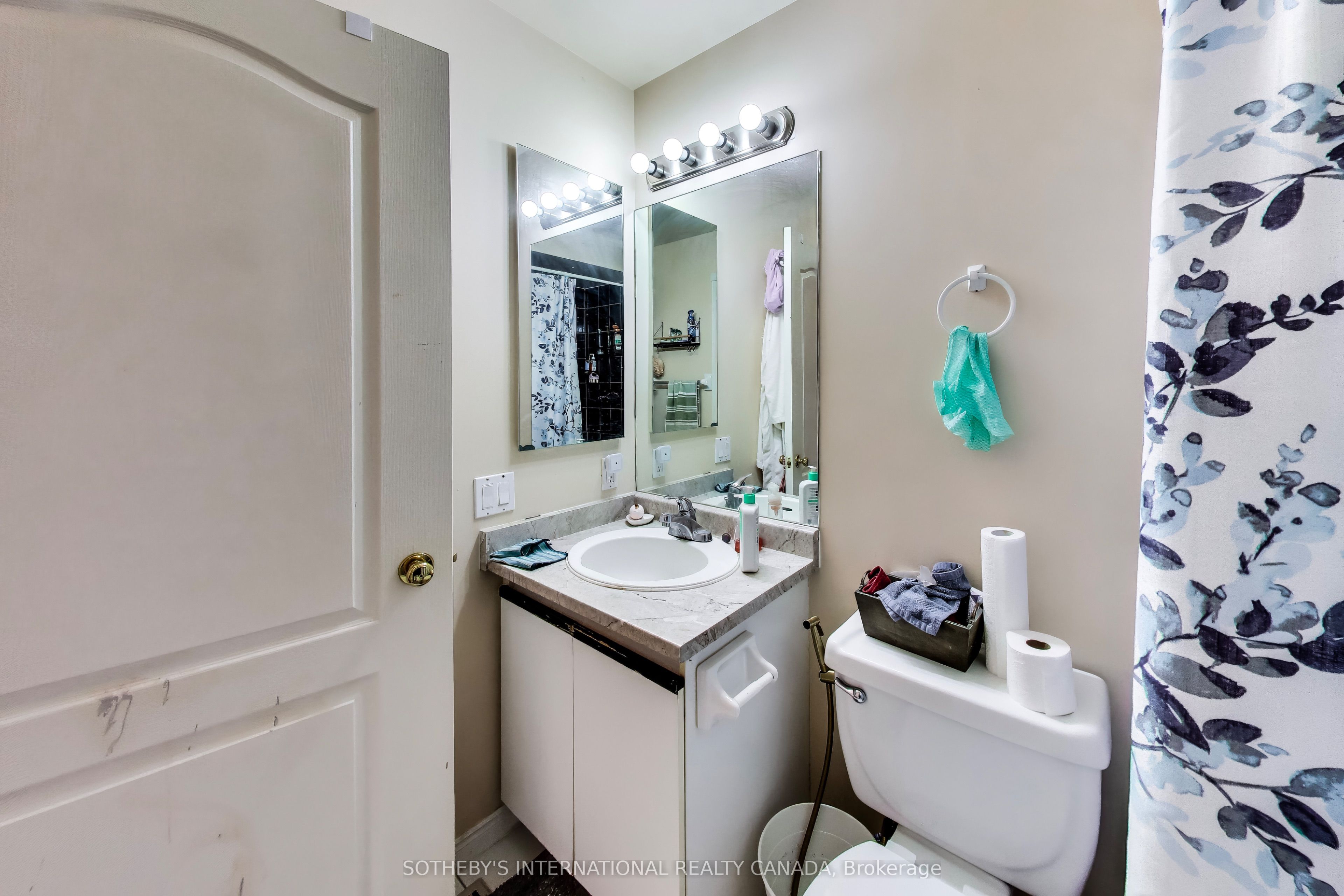 900 Steeles Avenue W 714 Property Photo 18