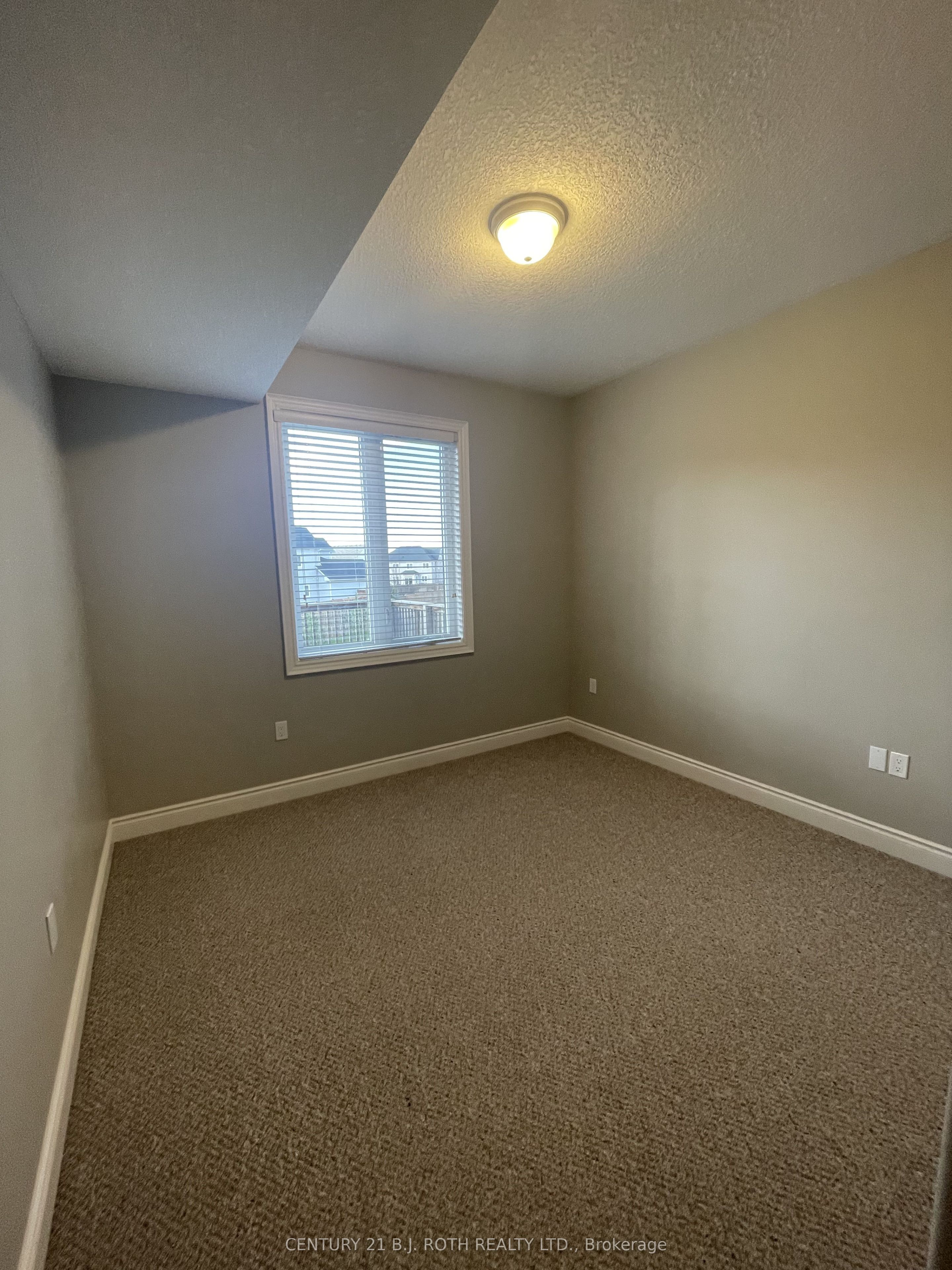175 Centre Street A Property Photo 16