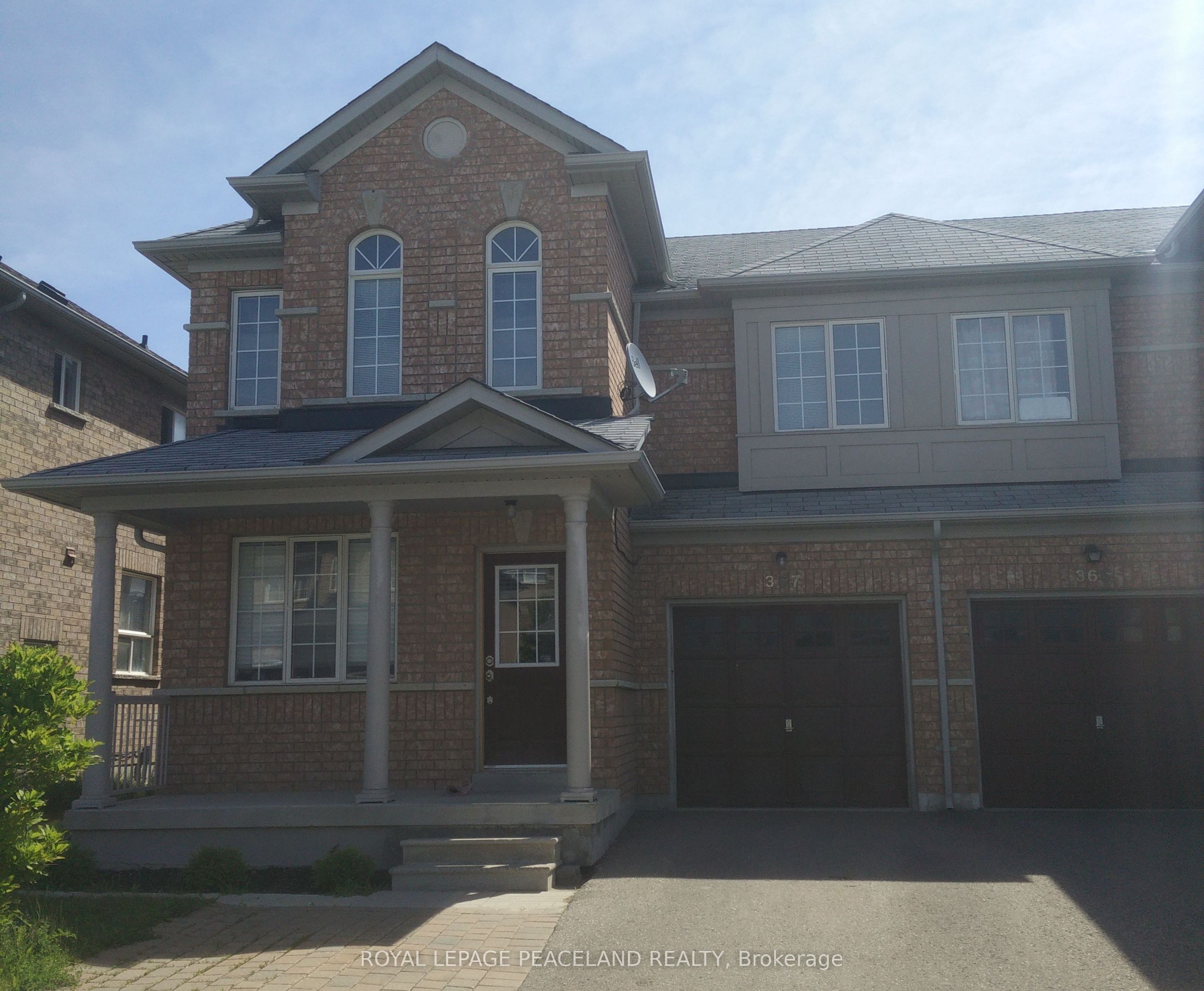 367 Marble Place Upper Unit Property Photo 1