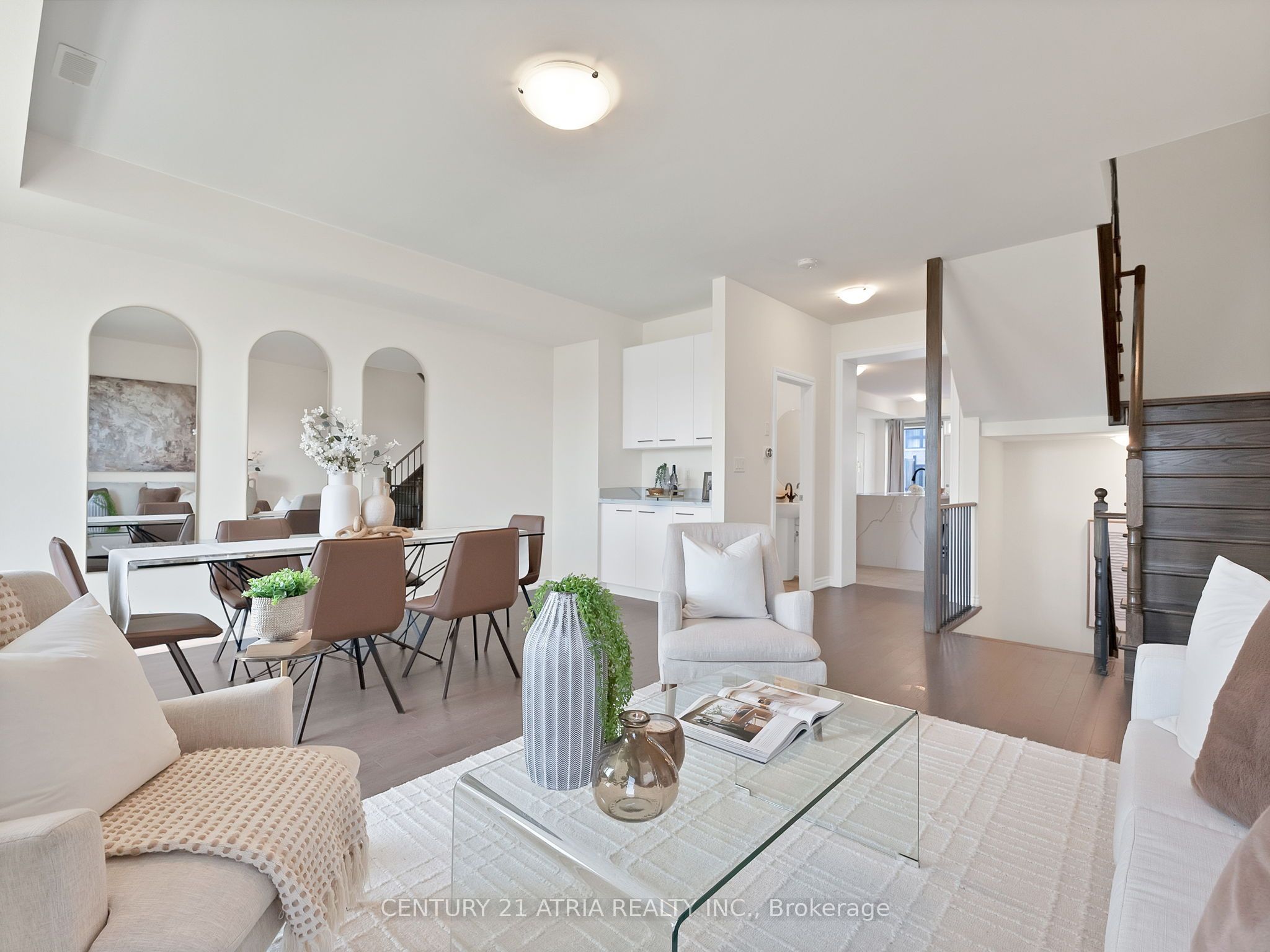 17 Hammersmith Lane Property Photo 4
