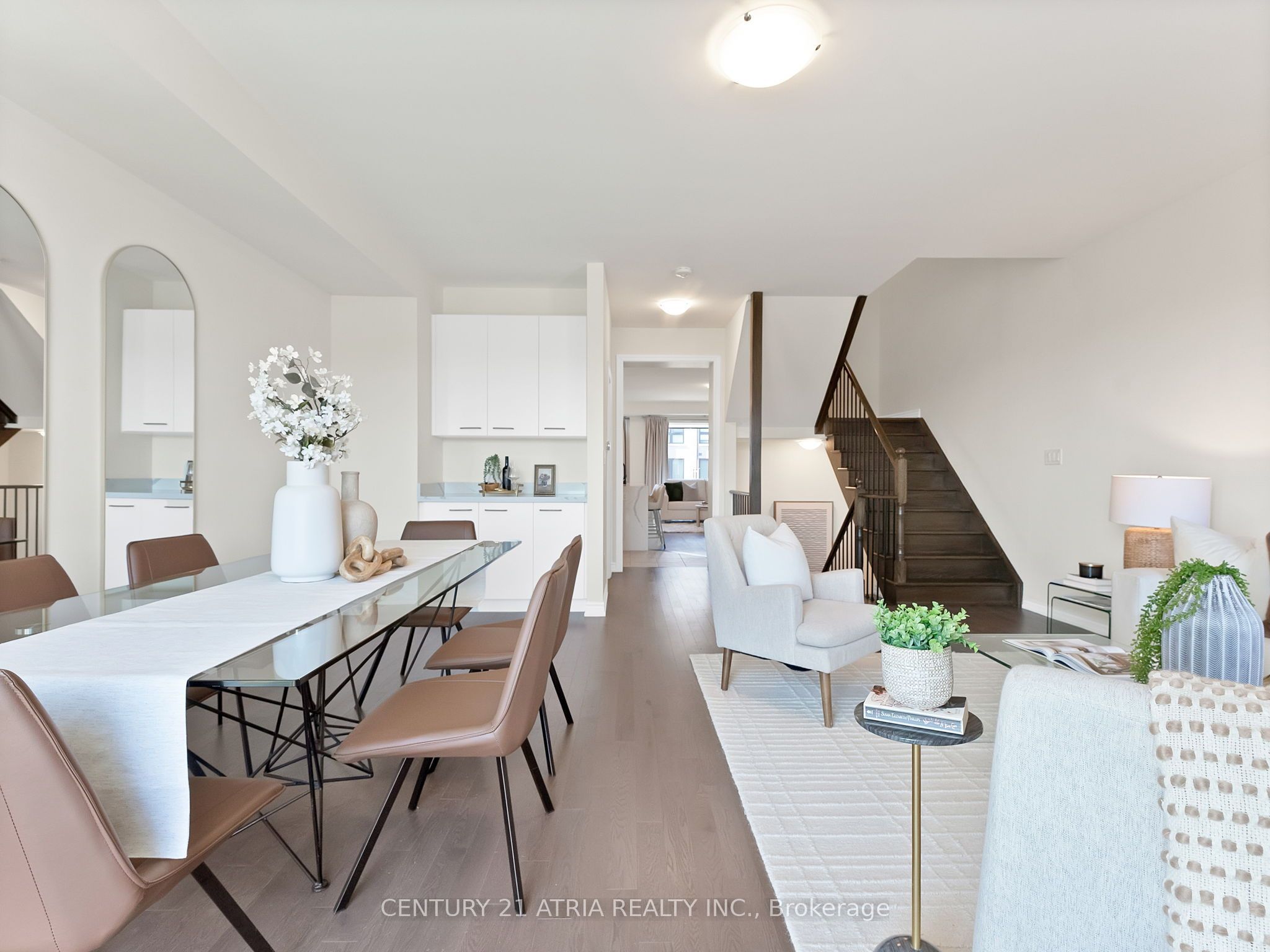 17 Hammersmith Lane Property Photo 6