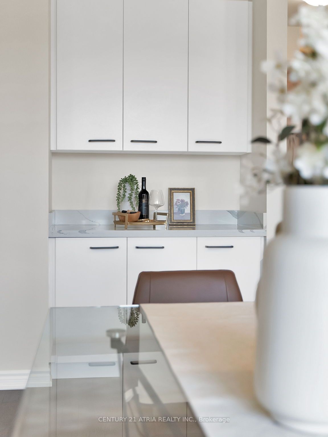 17 Hammersmith Lane Property Photo 7