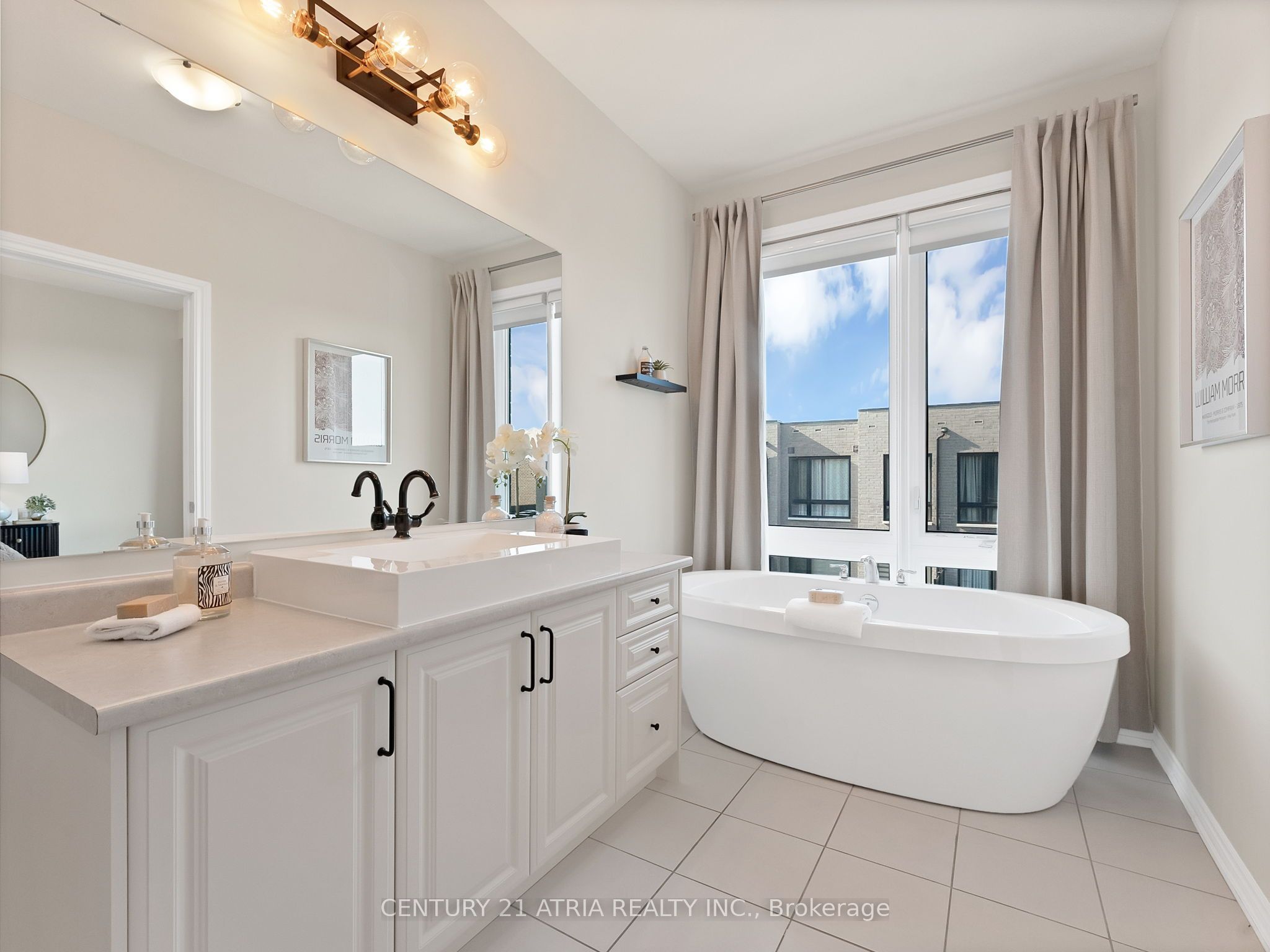 17 Hammersmith Lane Property Photo 35