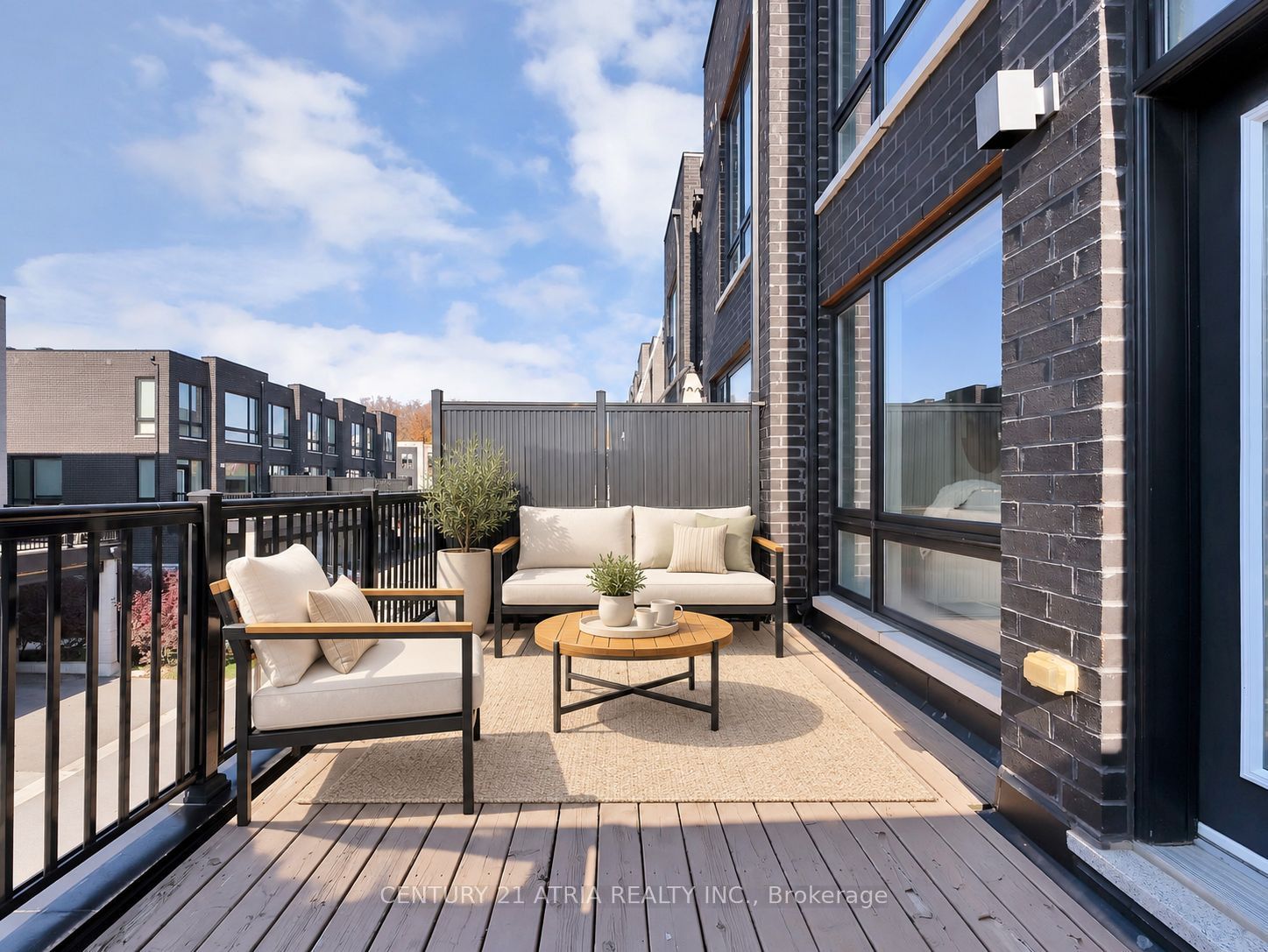 17 Hammersmith Lane Property Photo 38