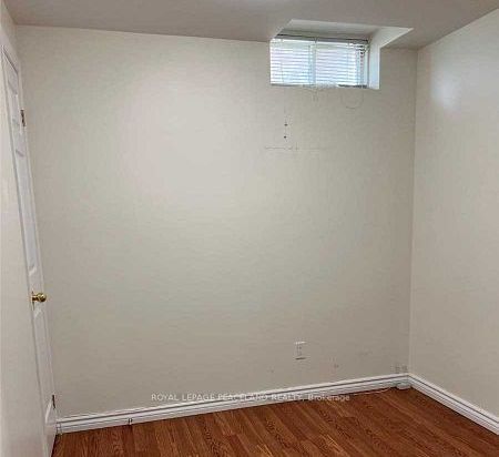 367 Marble Place W/o Bsmt Property Photo 7