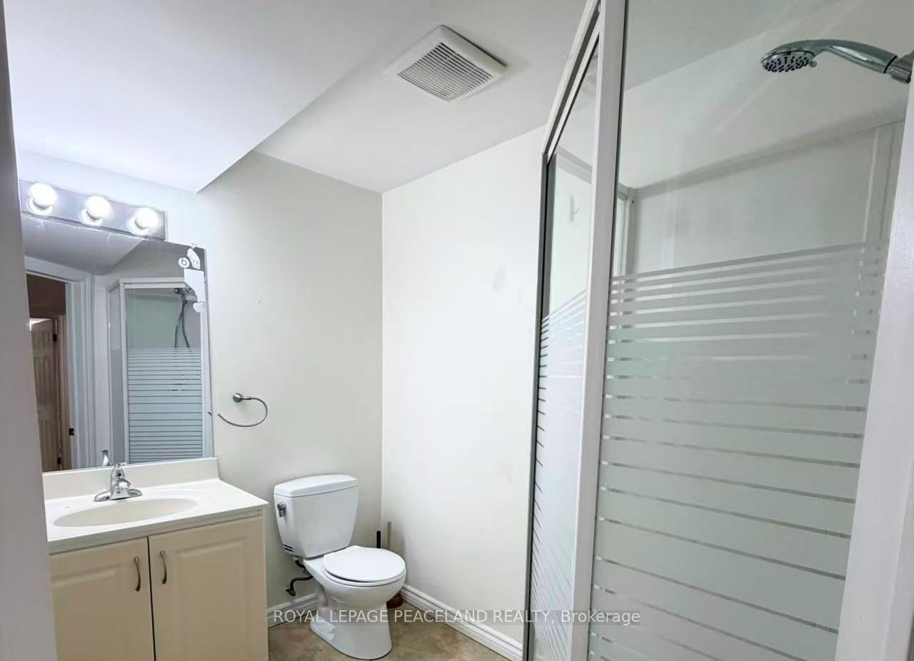 367 Marble Place W/o Bsmt Property Photo 8