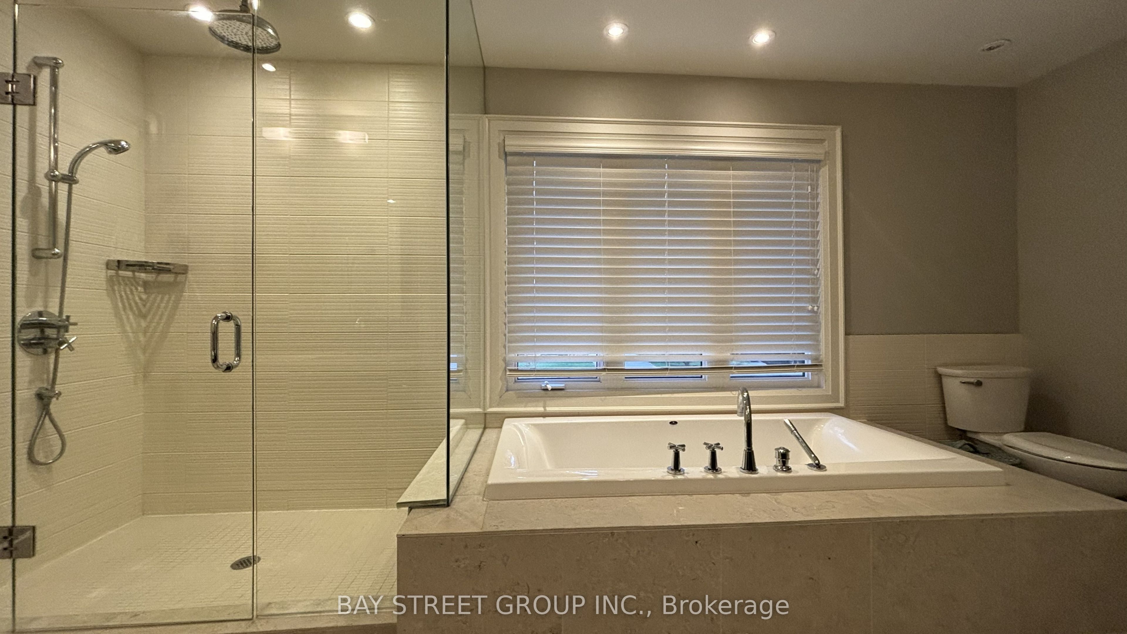 8 Dodie Street Property Photo 14