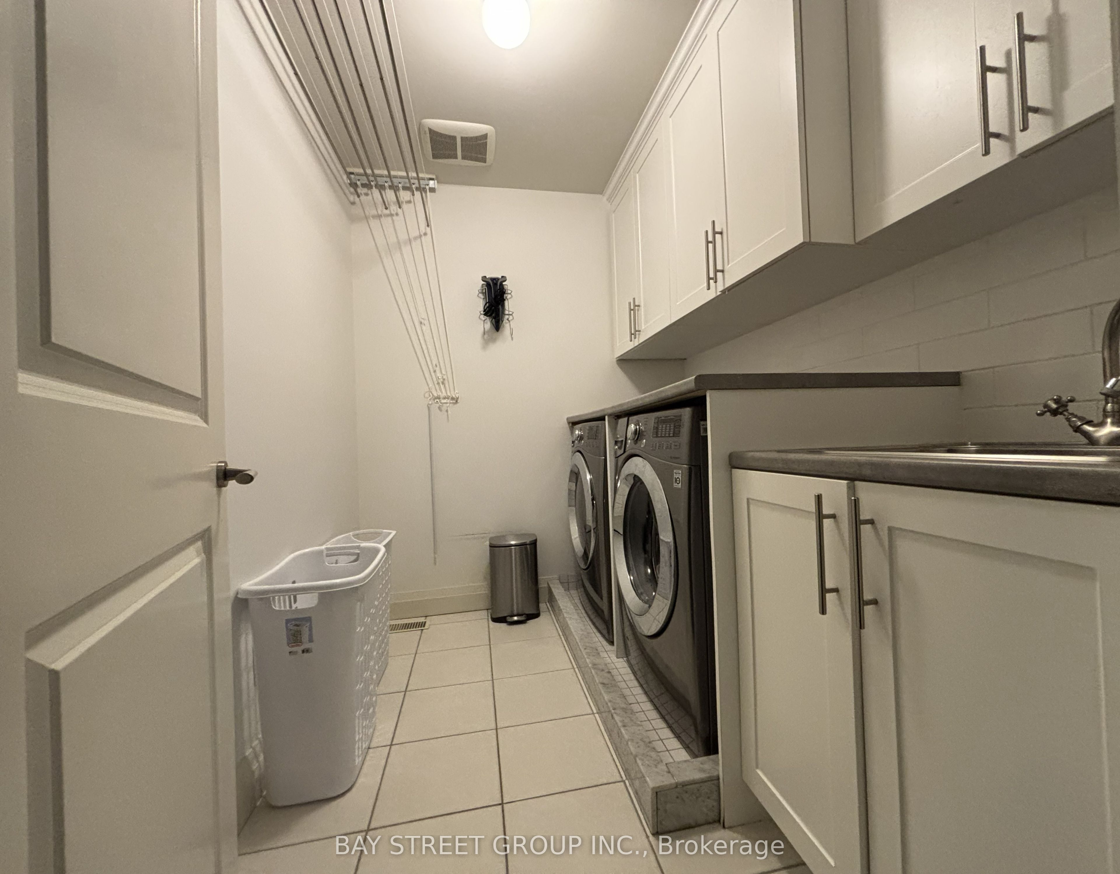 8 Dodie Street Property Photo 21
