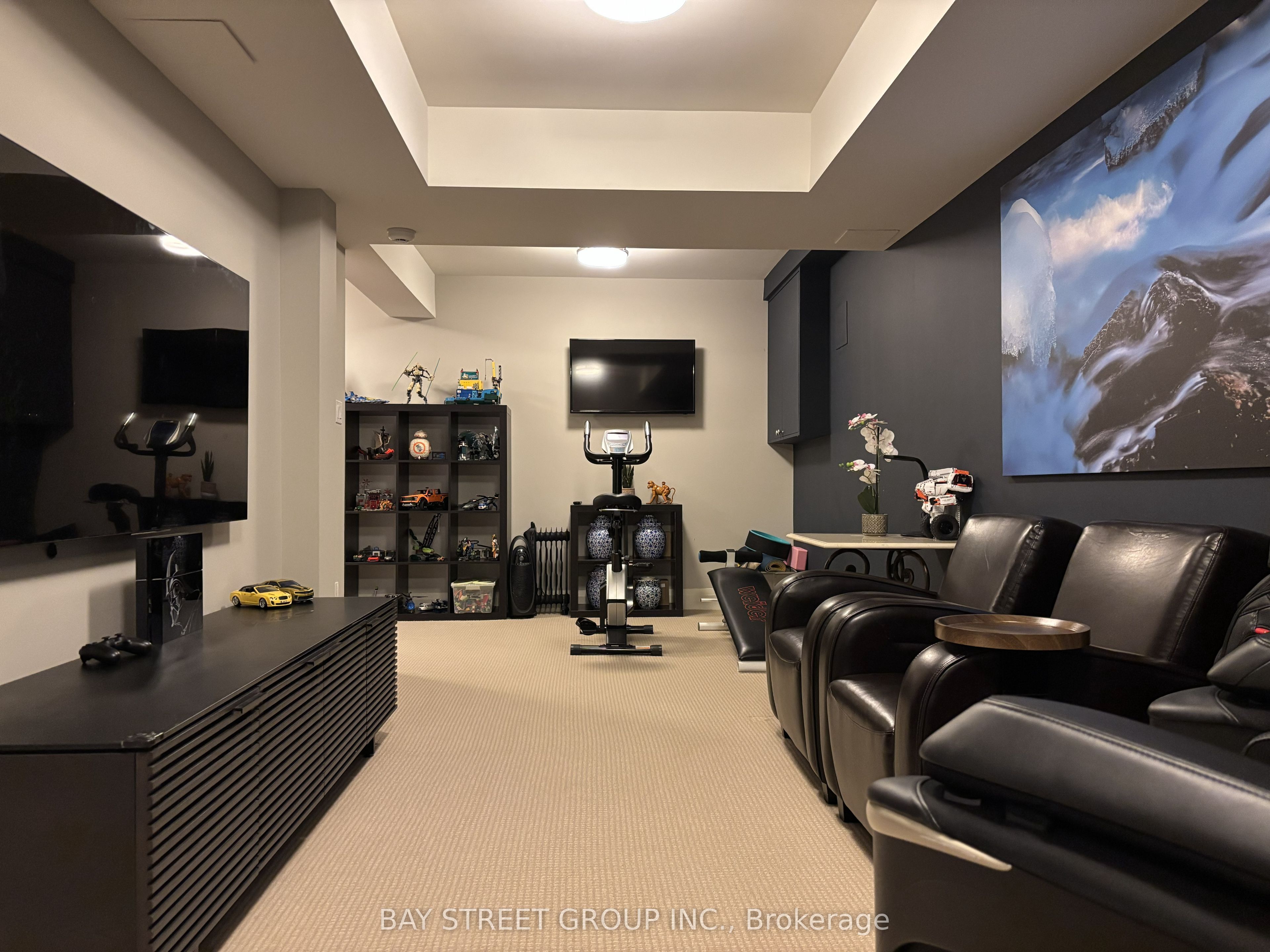 8 Dodie Street Property Photo 22