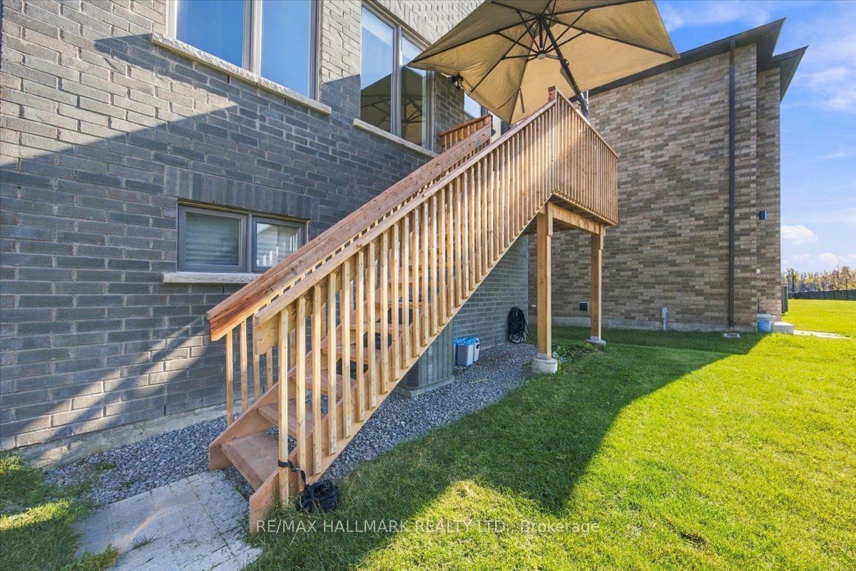 545 Mika Street Property Photo 47