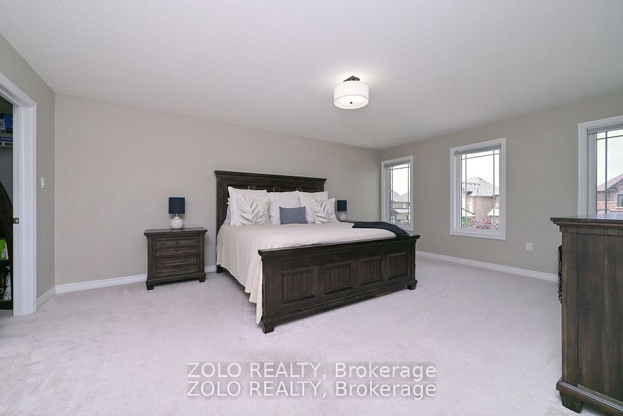 69 Walker Boulevard Property Photo 20
