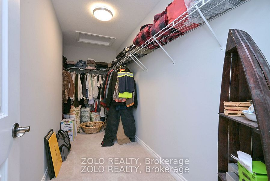 69 Walker Boulevard Property Photo 30