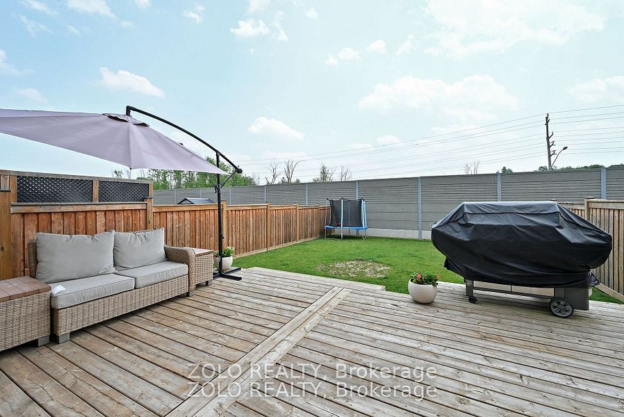 69 Walker Boulevard Property Photo 35