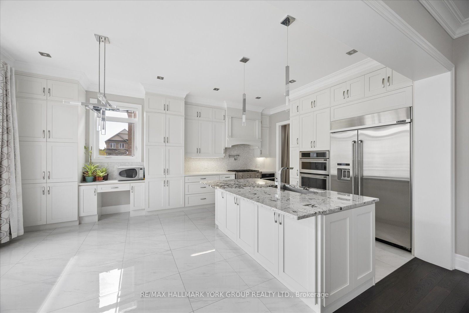 19 Lampkin Street Property Photo 11