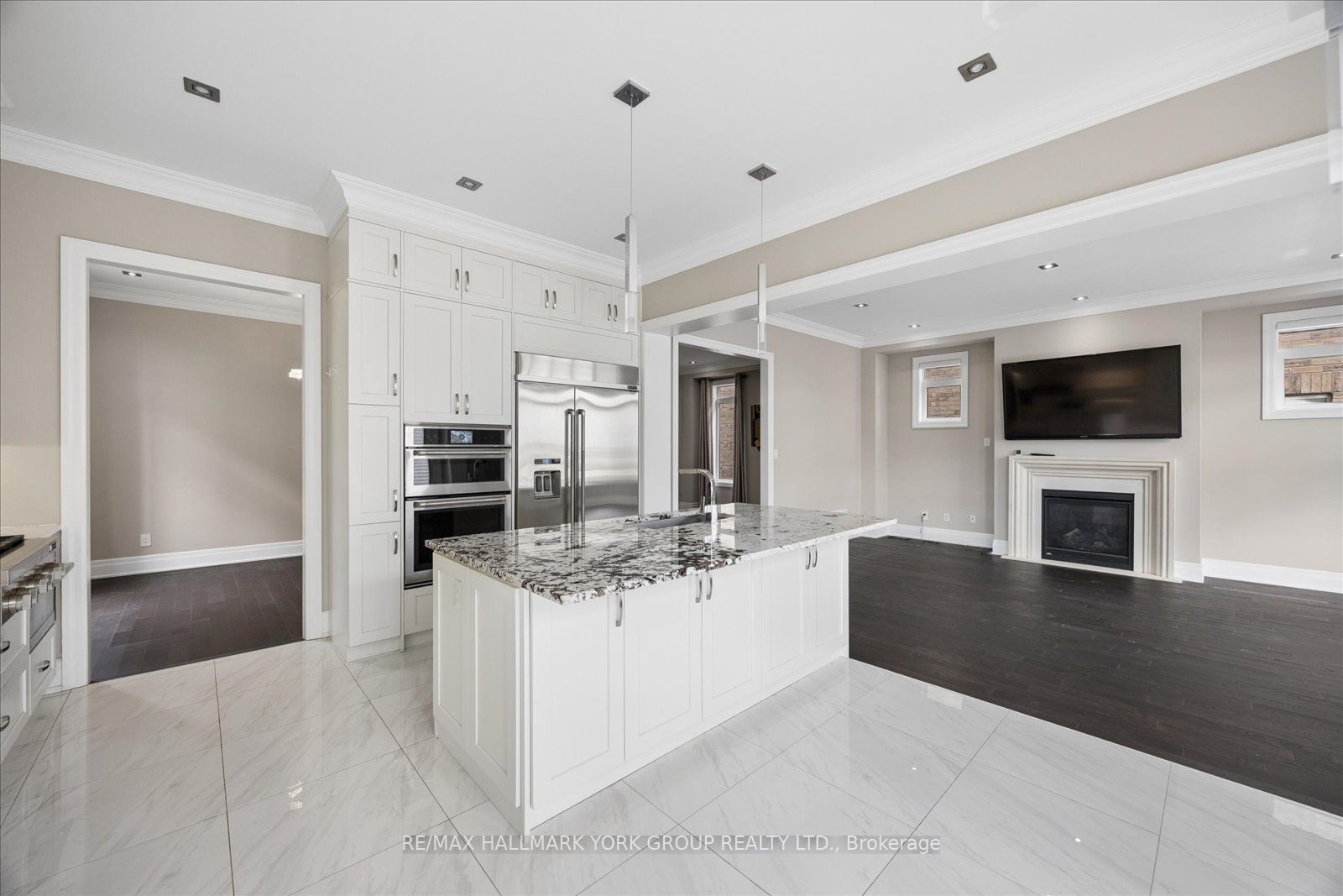 19 Lampkin Street Property Photo 15