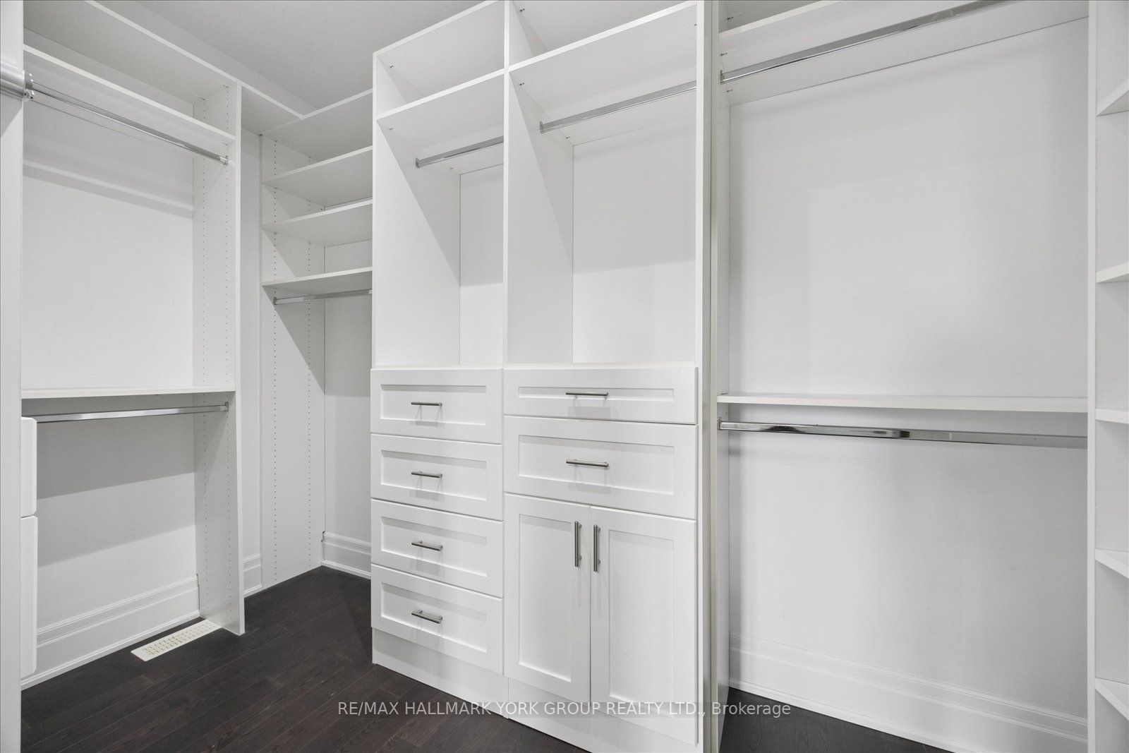 19 Lampkin Street Property Photo 28