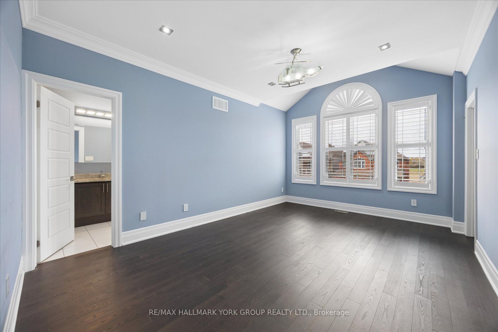 19 Lampkin Street Property Photo 31