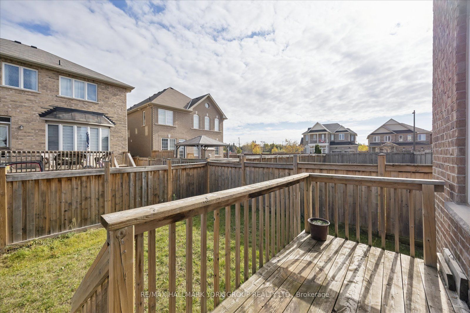 19 Lampkin Street Property Photo 39