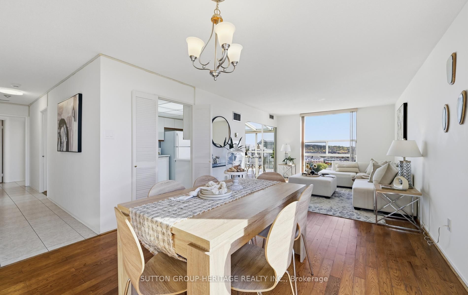 40 Harding Boulevard W 1112 Property Photo 14