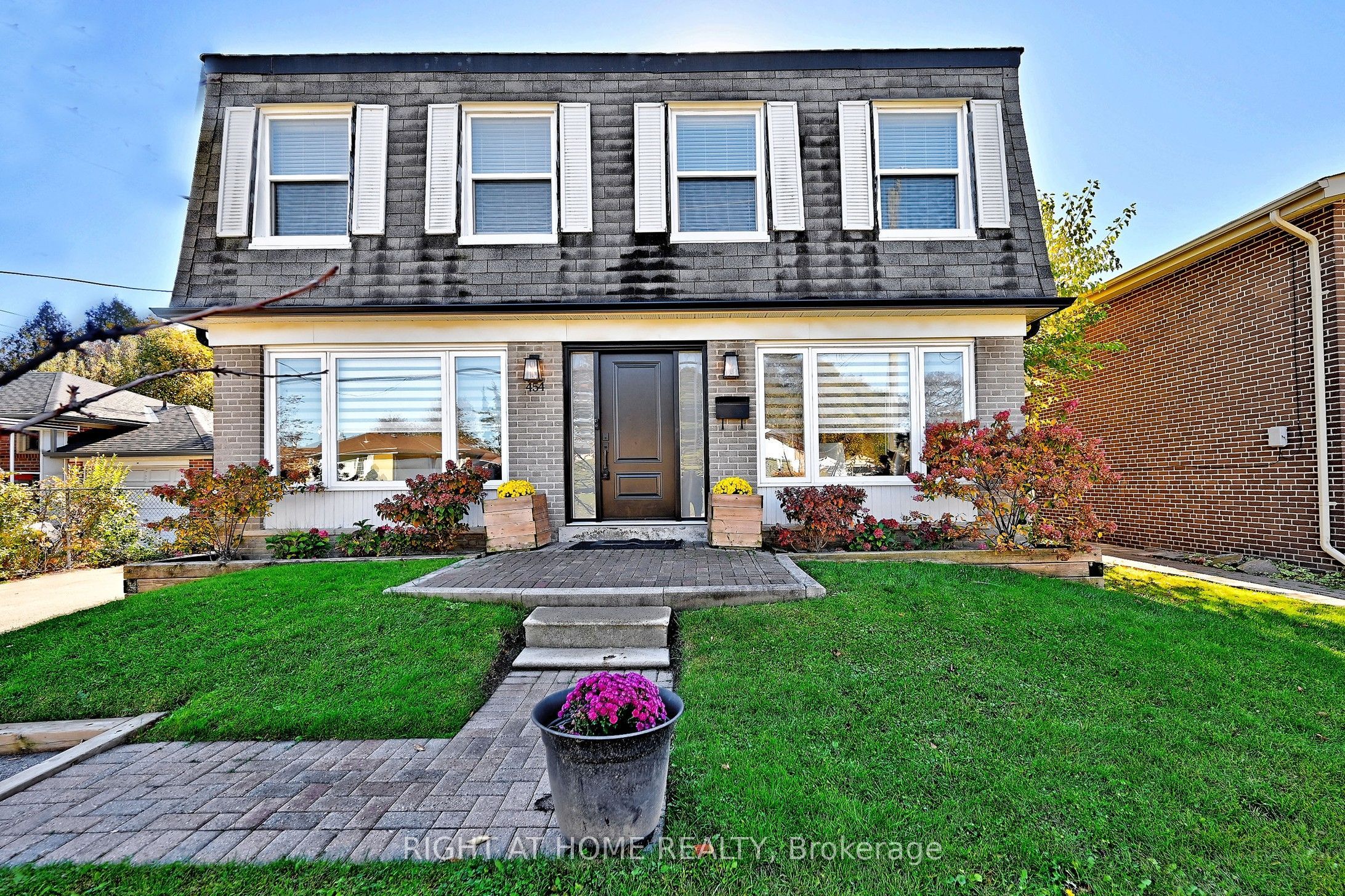 454 Alper Street Property Photo 1