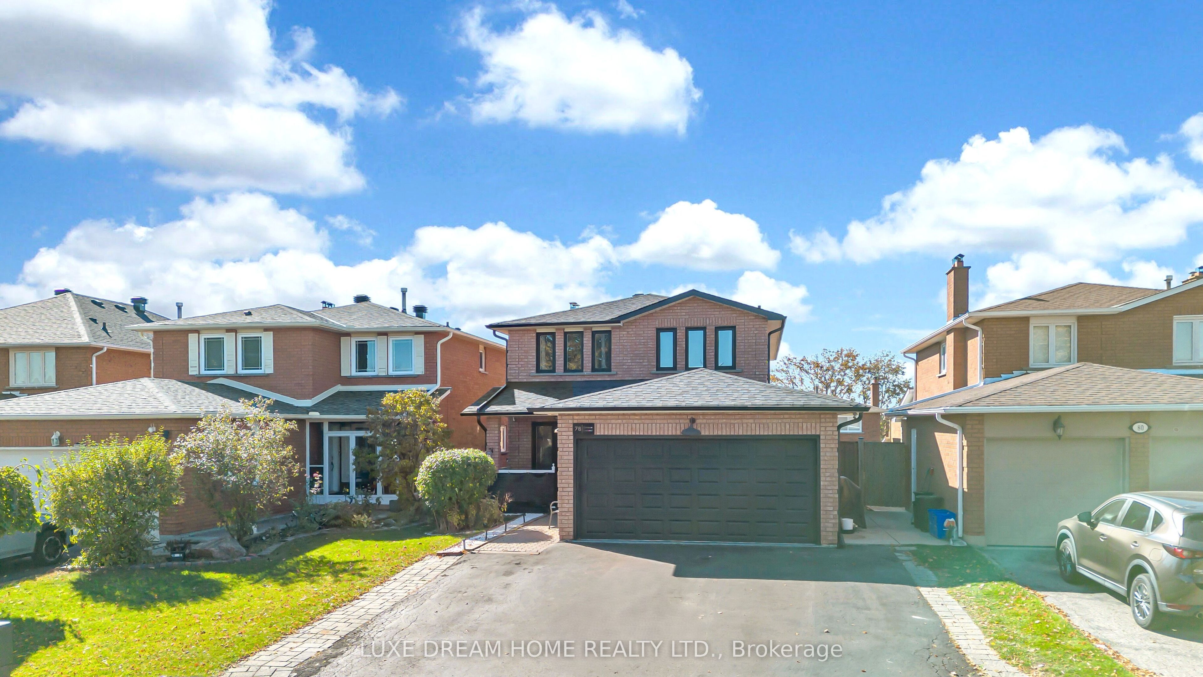 78 Governor Crescent Property Photo 3