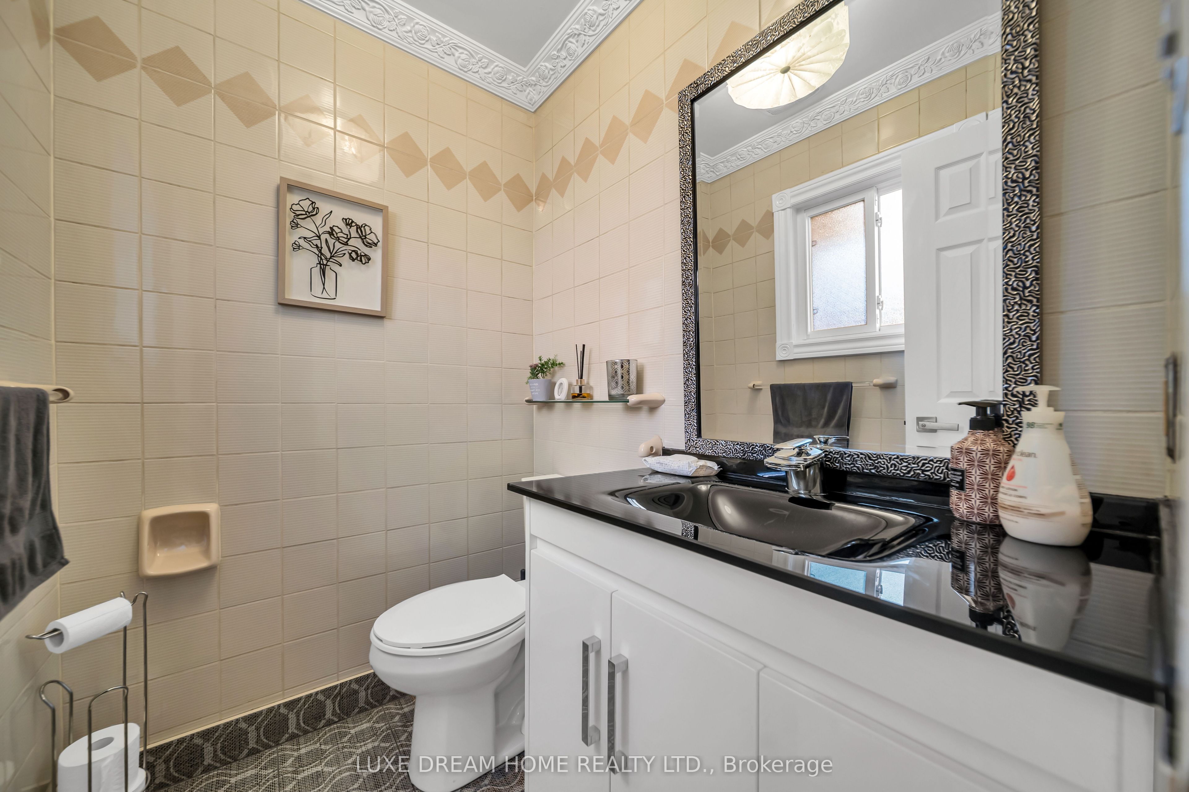 78 Governor Crescent Property Photo 20