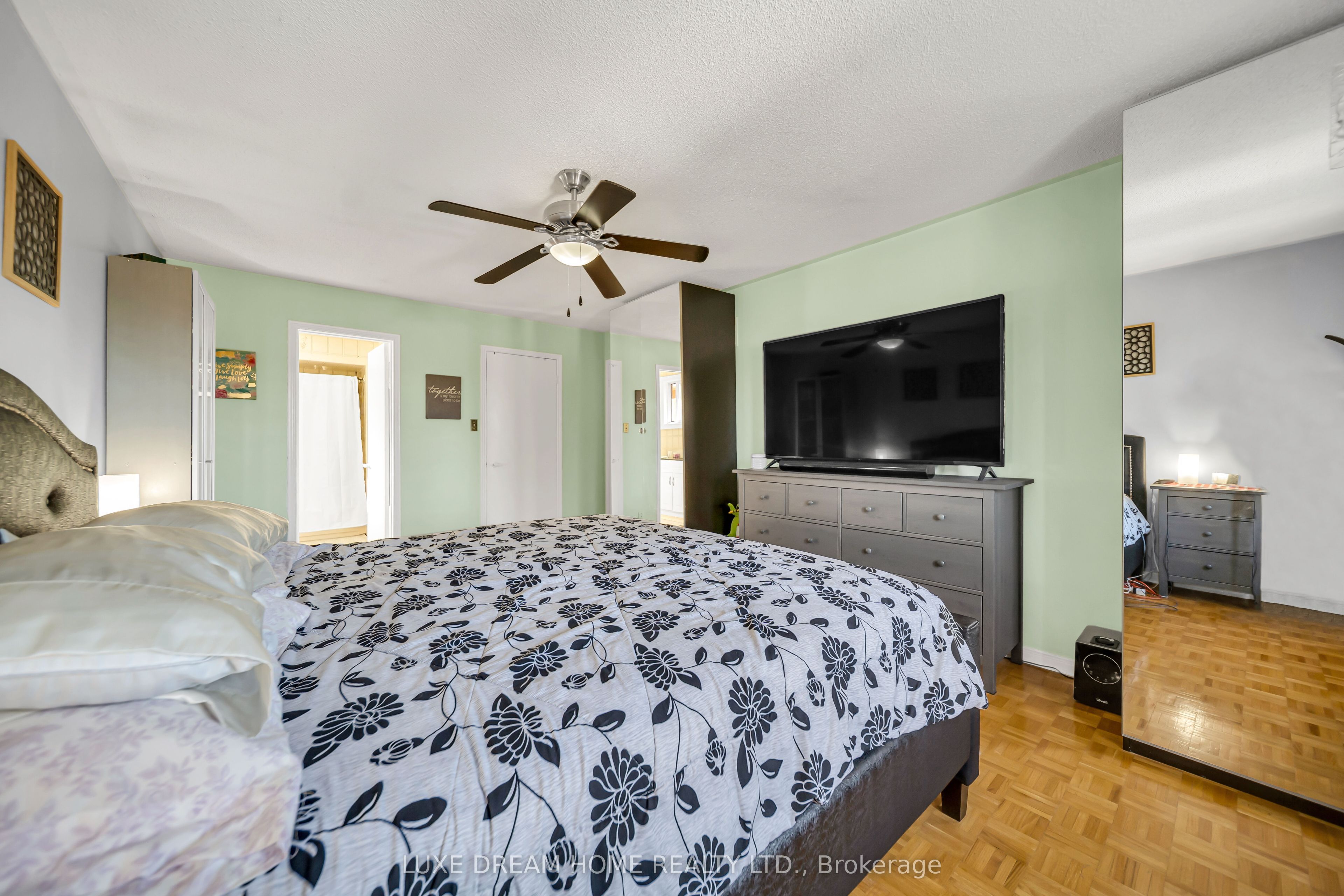 78 Governor Crescent Property Photo 25