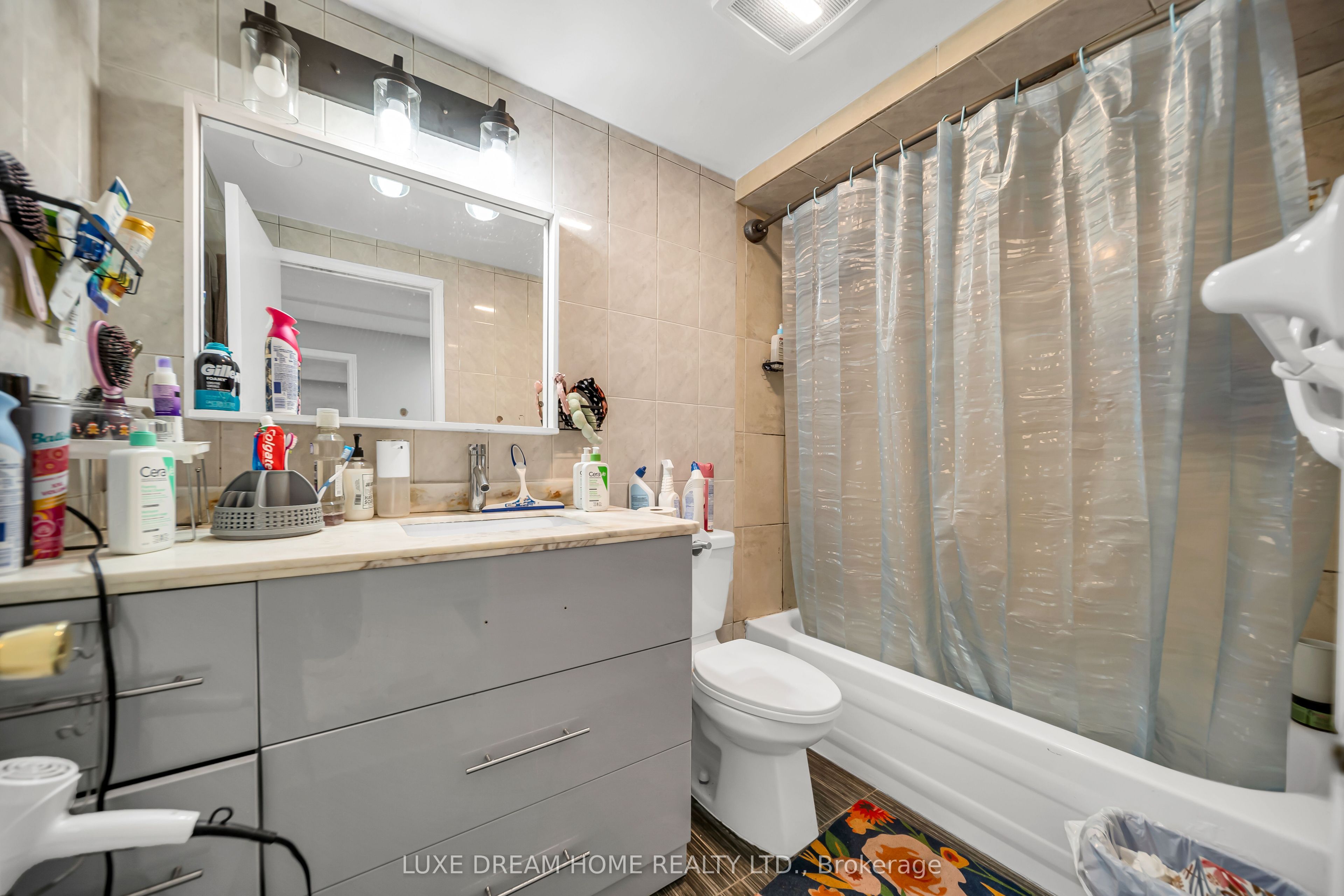 78 Governor Crescent Property Photo 37