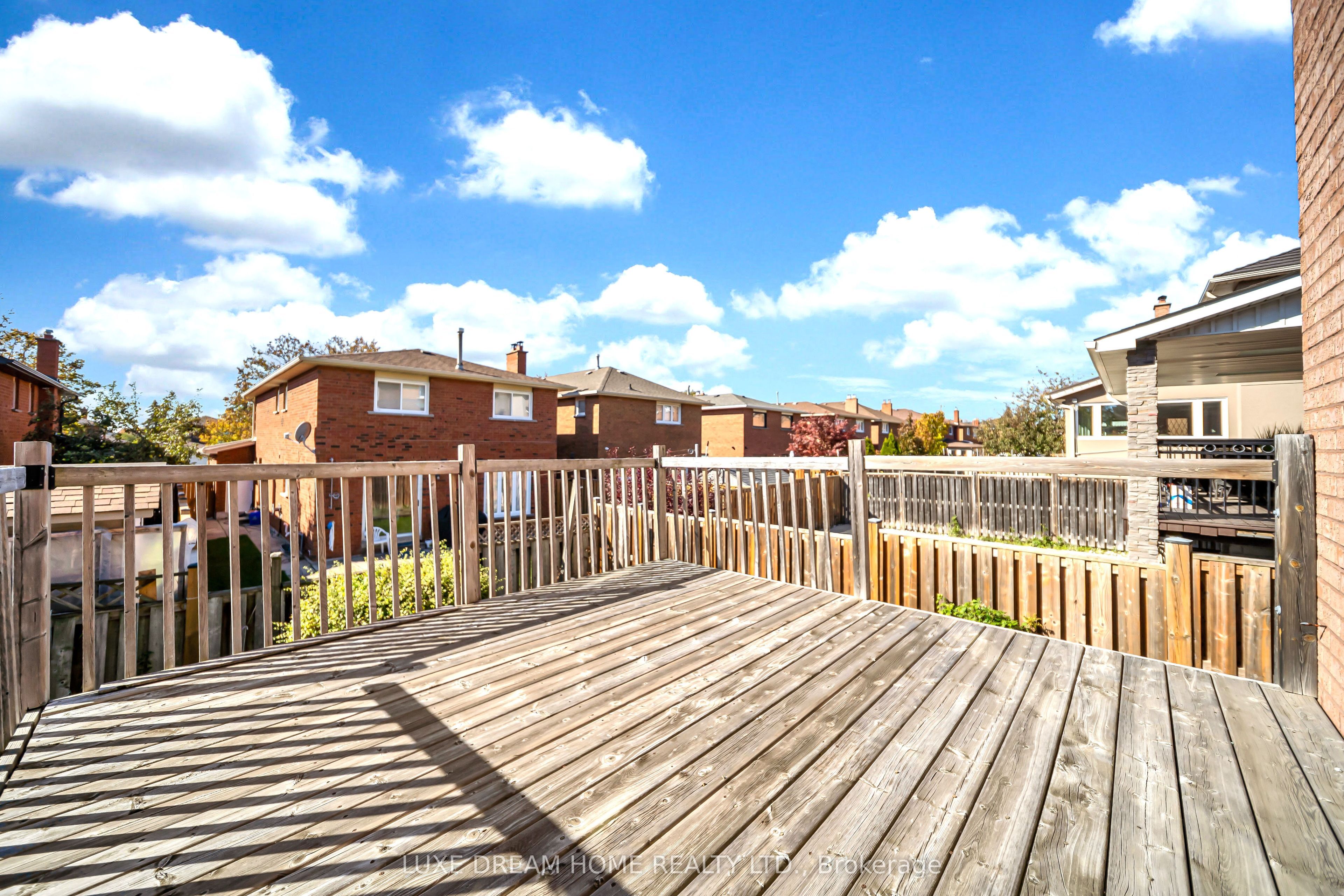 78 Governor Crescent Property Photo 41